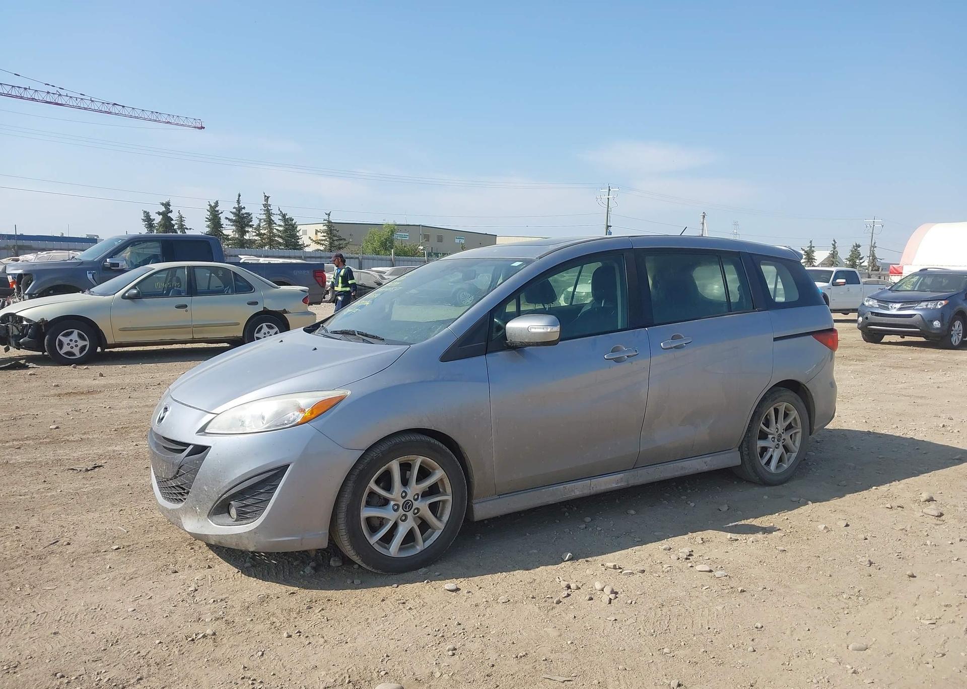 2017 MAZDA mazda5 gt