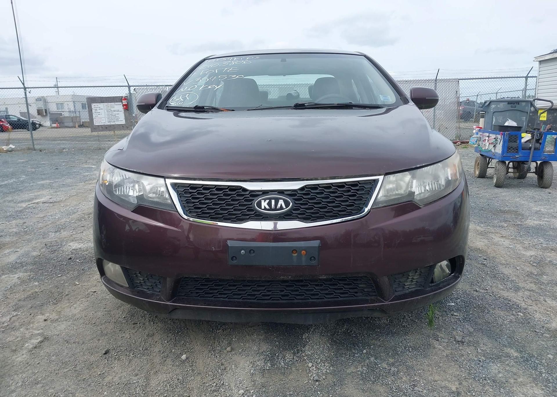 2011 KIA FORTE SX