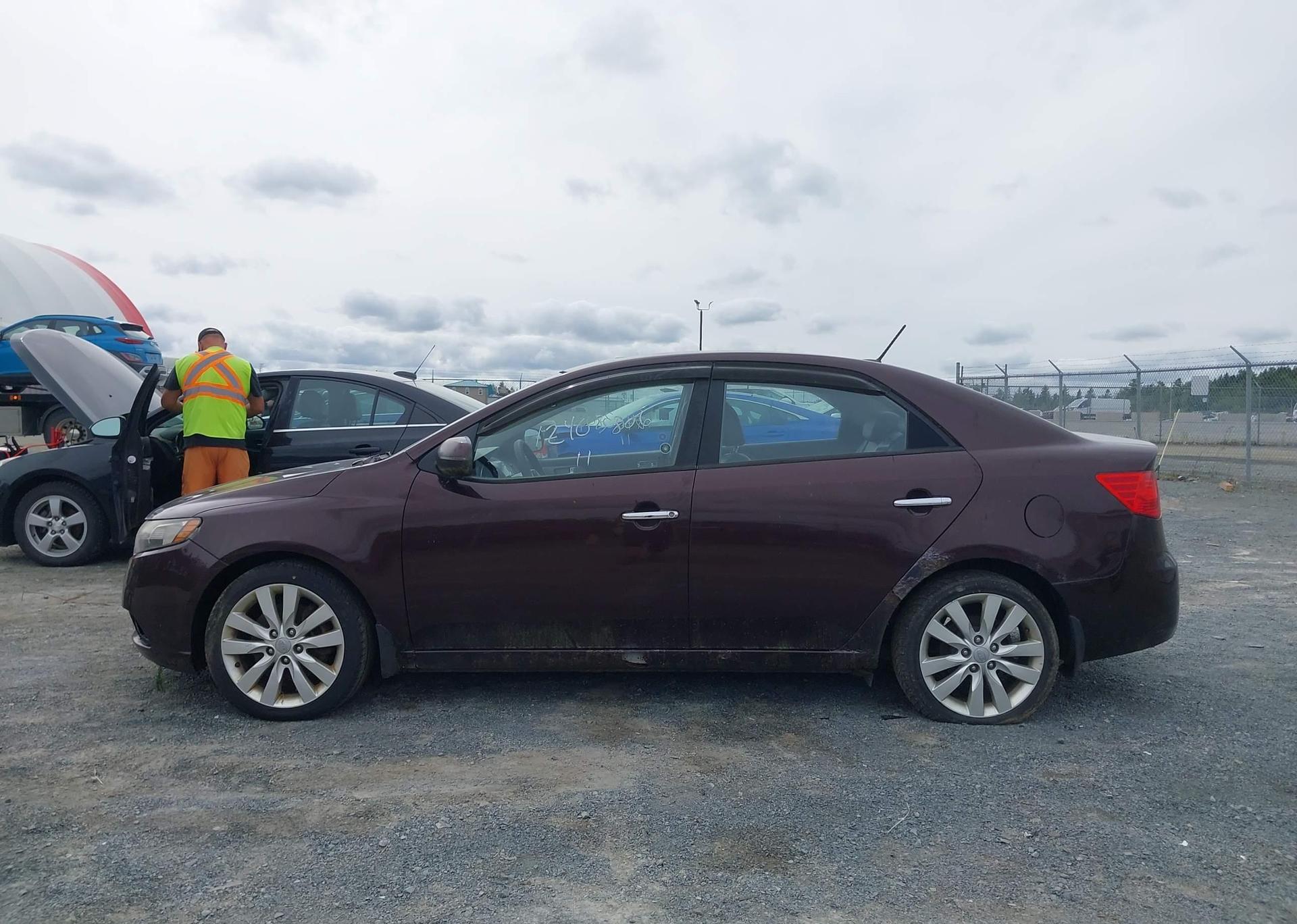 2011 KIA FORTE SX