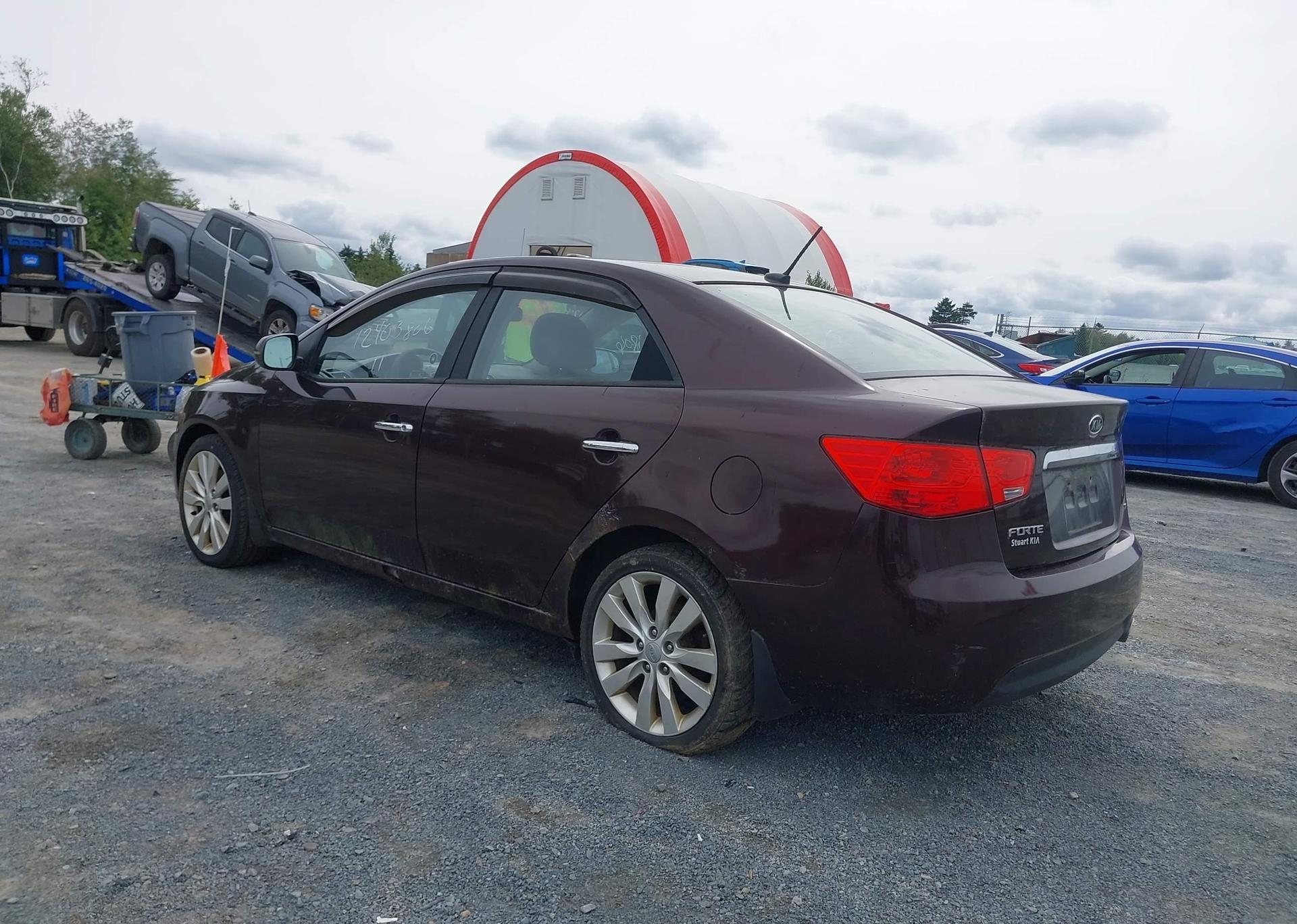 2011 KIA FORTE SX