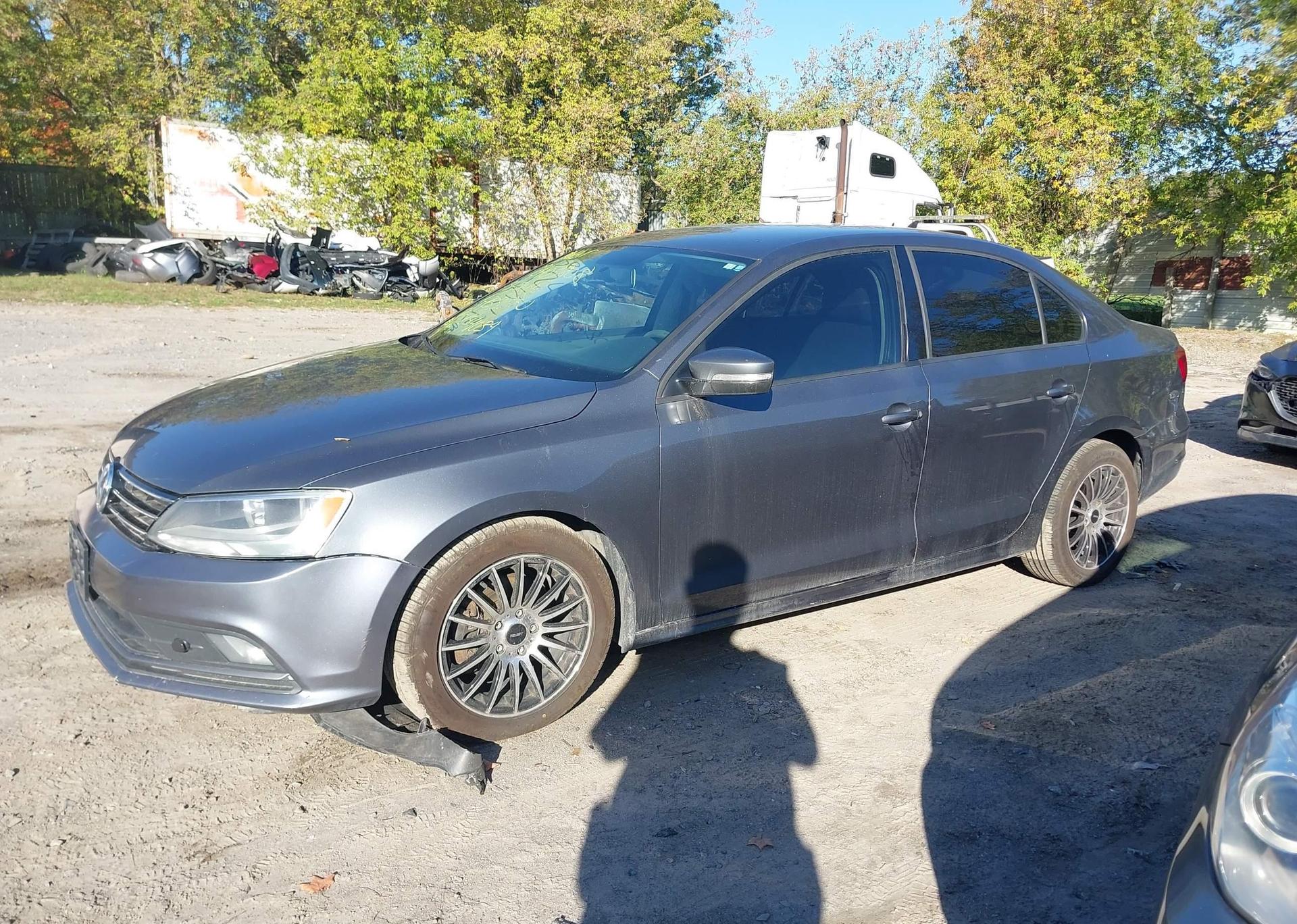 2015 VOLKSWAGEN JETTA