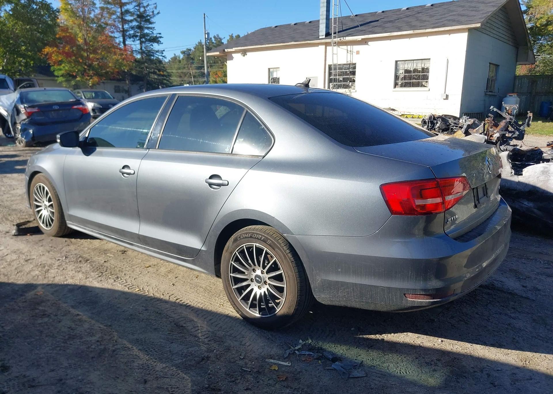 2015 VOLKSWAGEN JETTA