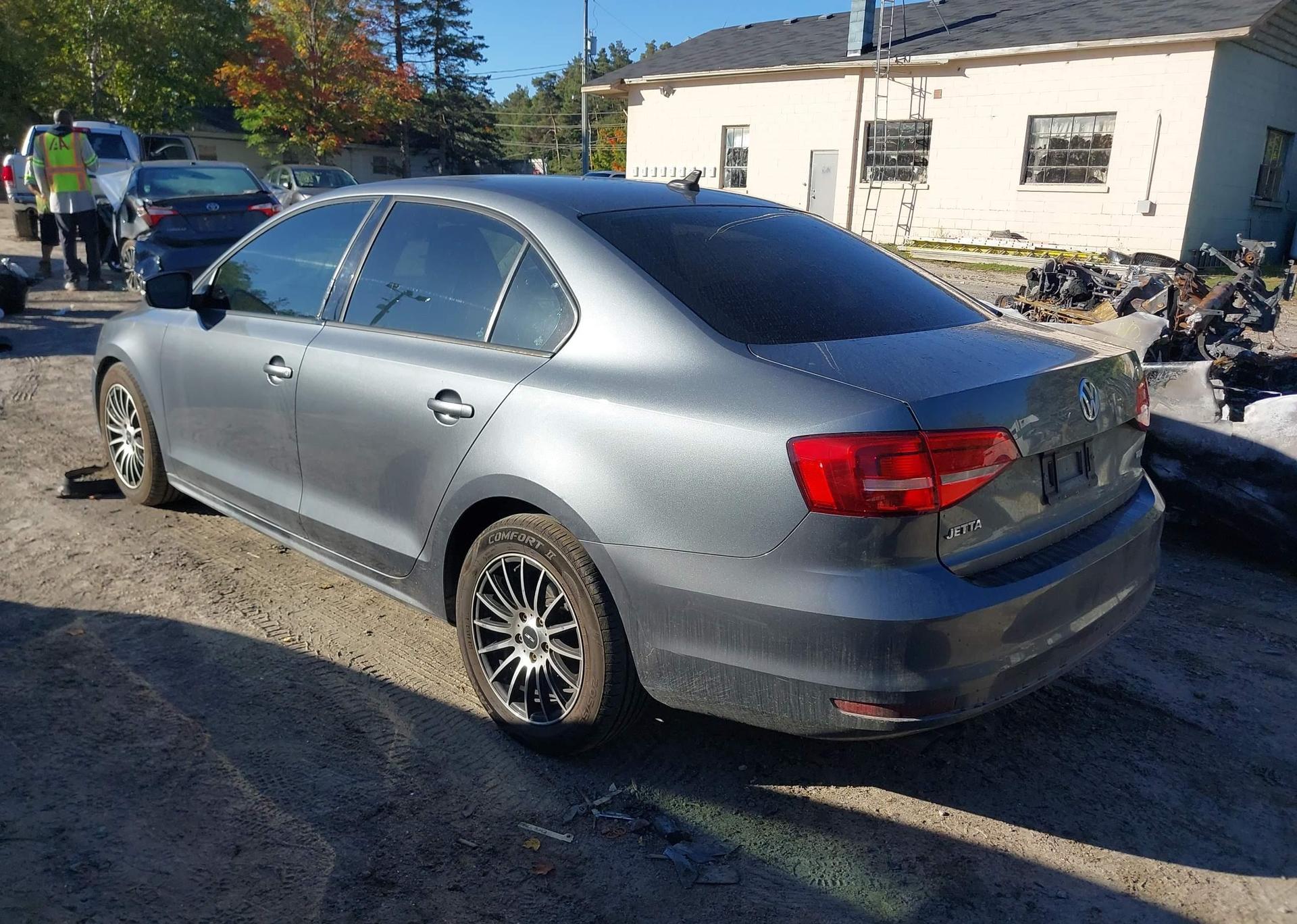 2015 VOLKSWAGEN JETTA