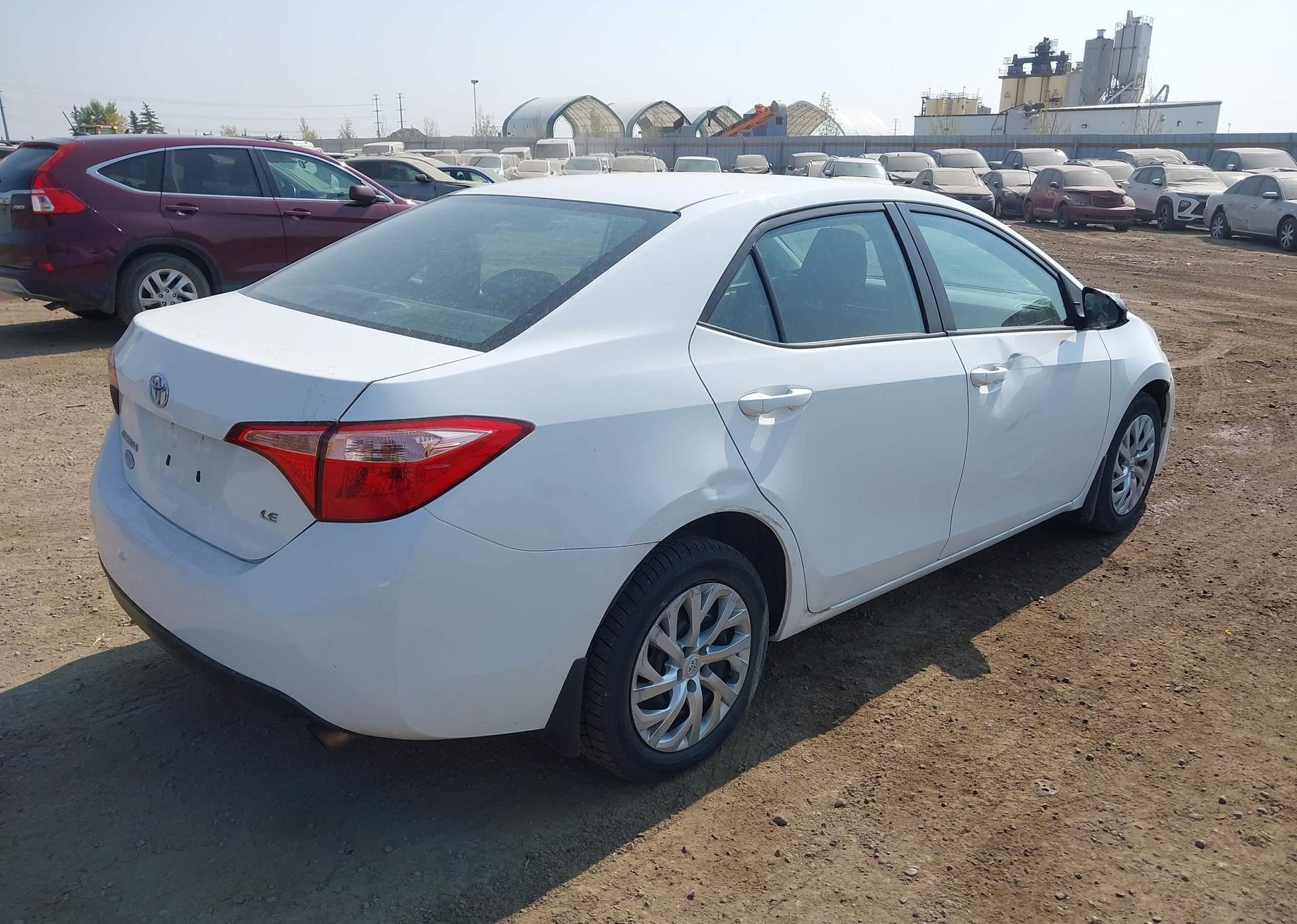 2019 TOYOTA COROLLA LE