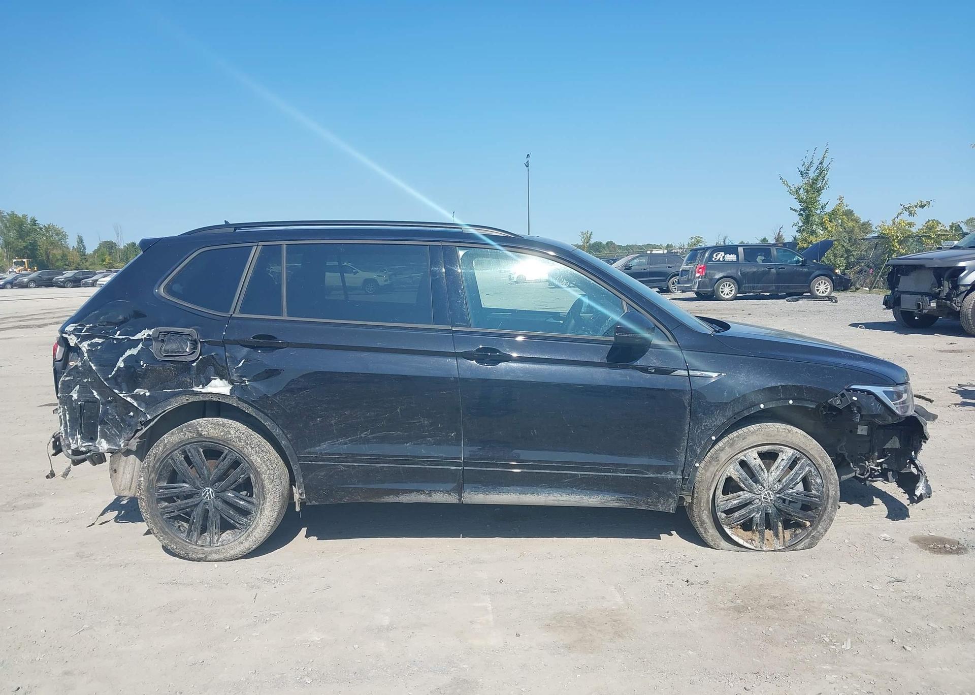 2022 VOLKSWAGEN TIGUAN