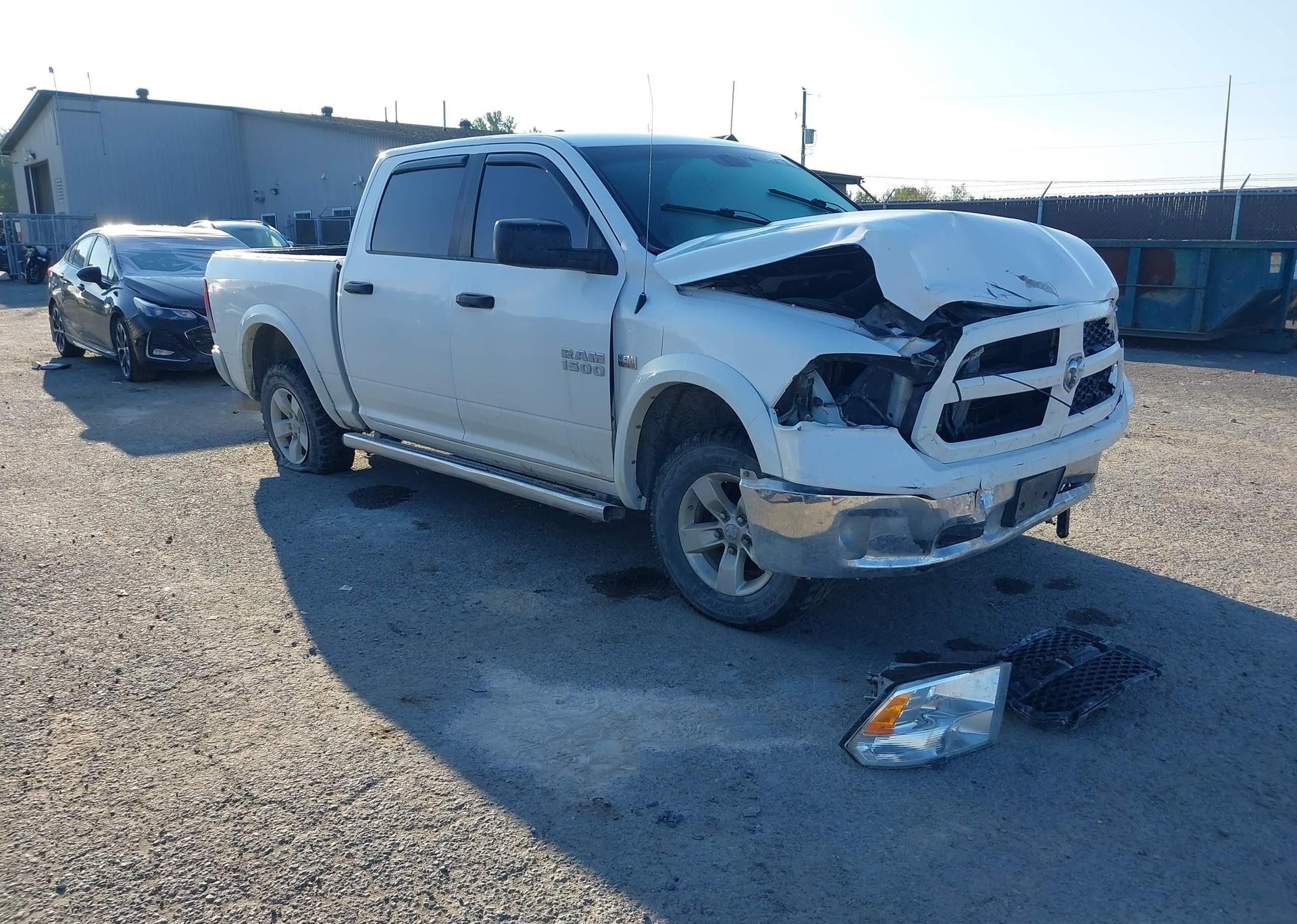 2018 RAM 1500 SLT