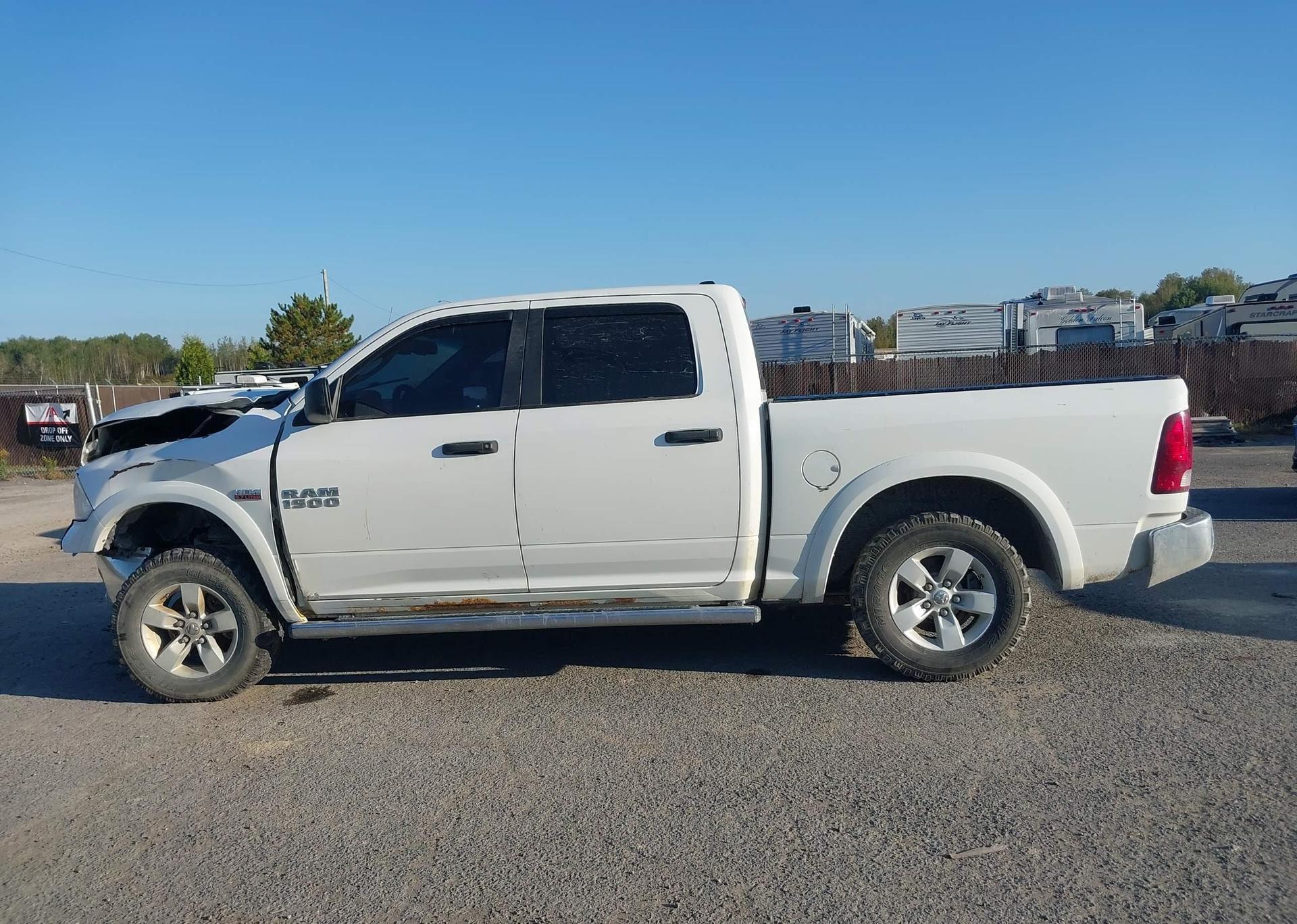 2018 RAM 1500 SLT