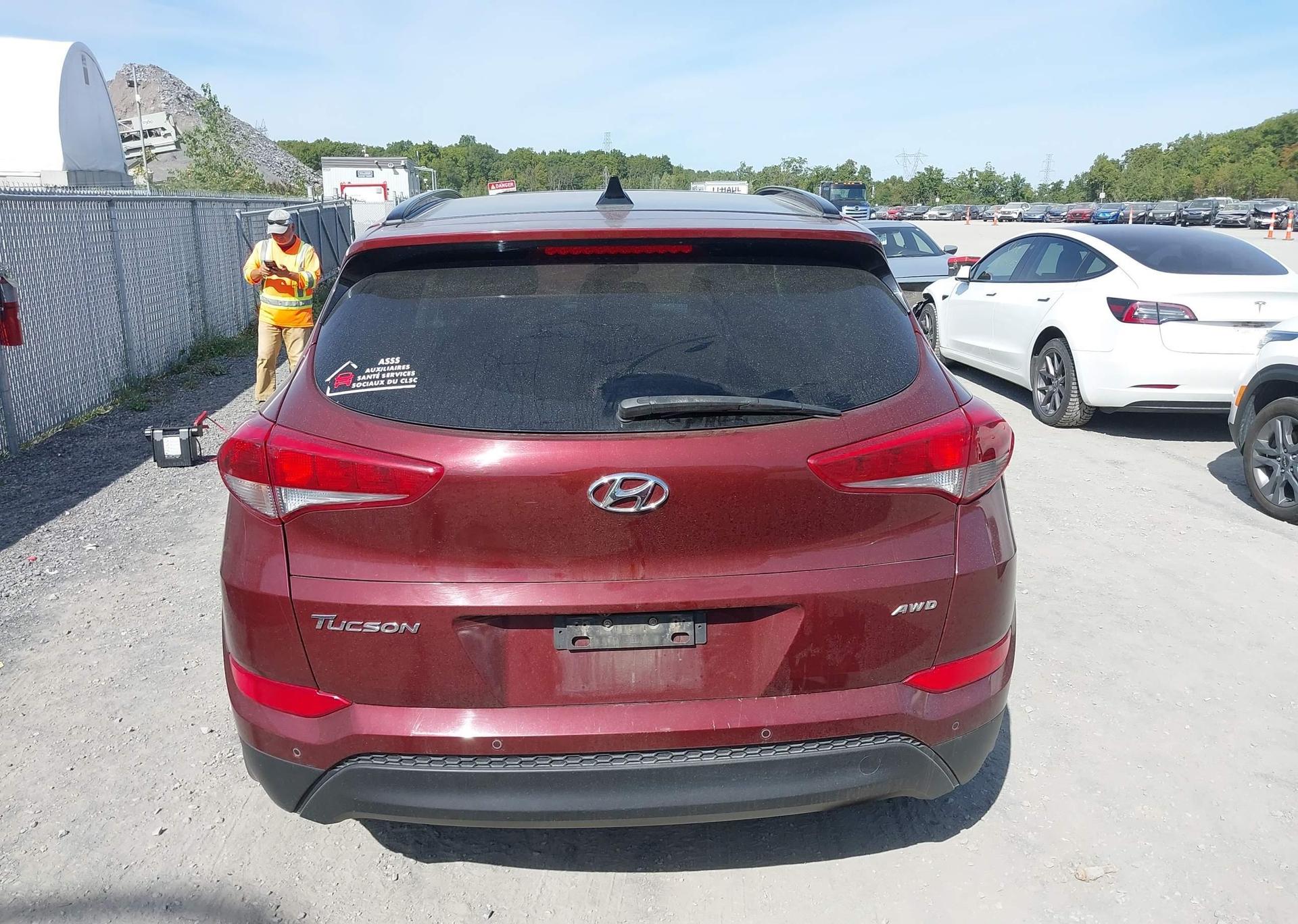 2017 HYUNDAI TUCSON LUXURY