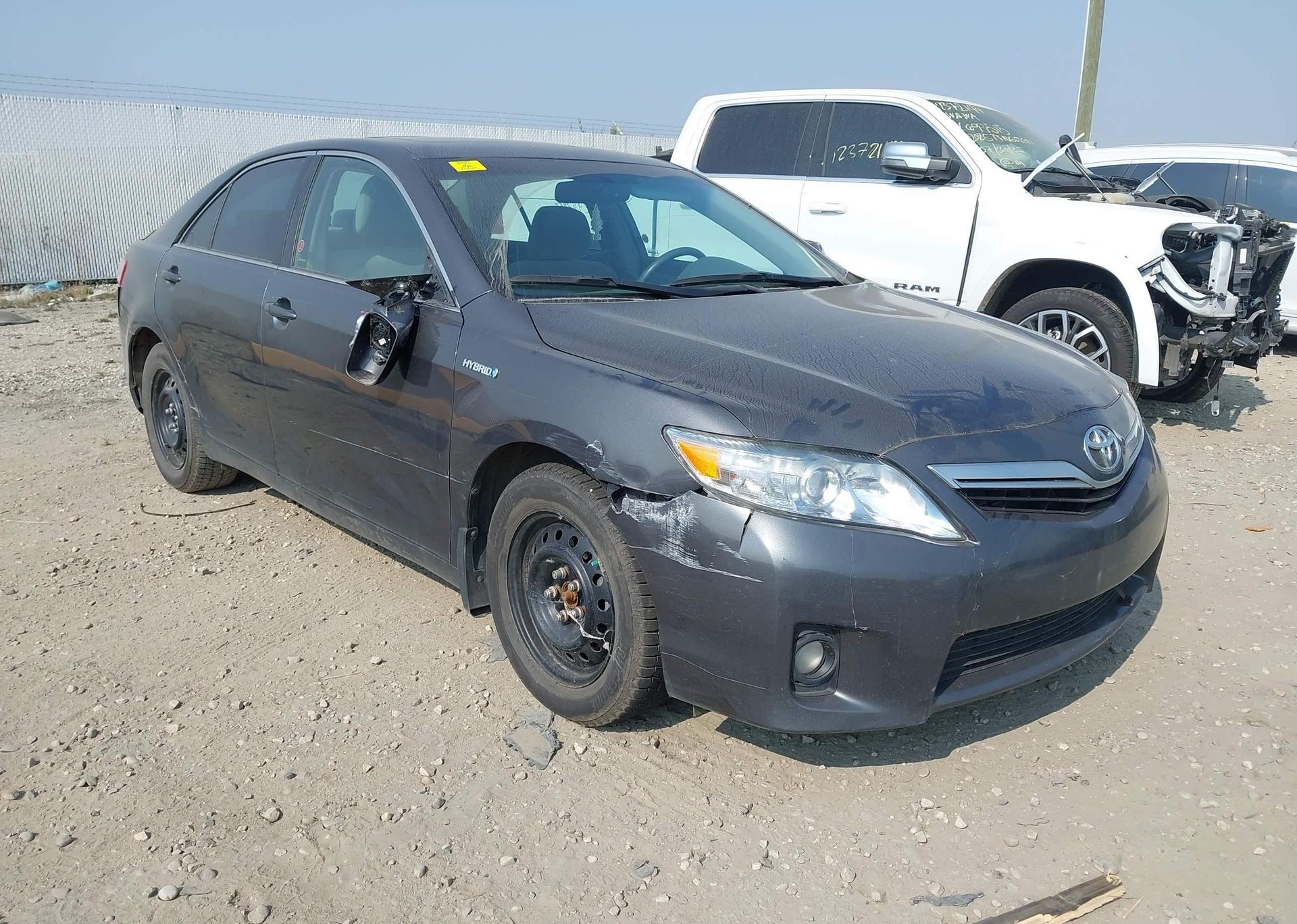2011 TOYOTA CAMRY HYBRID