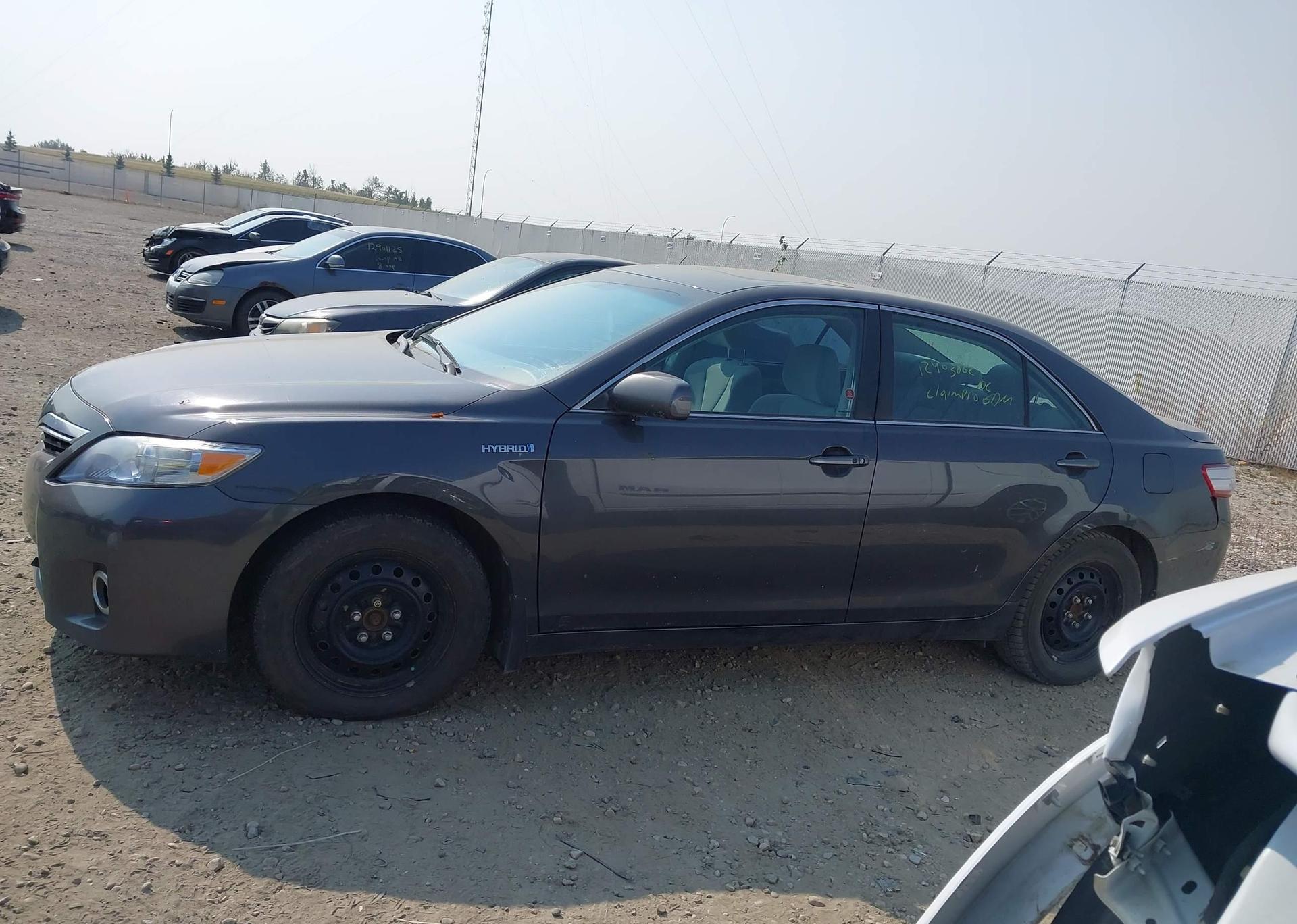 2011 TOYOTA CAMRY HYBRID