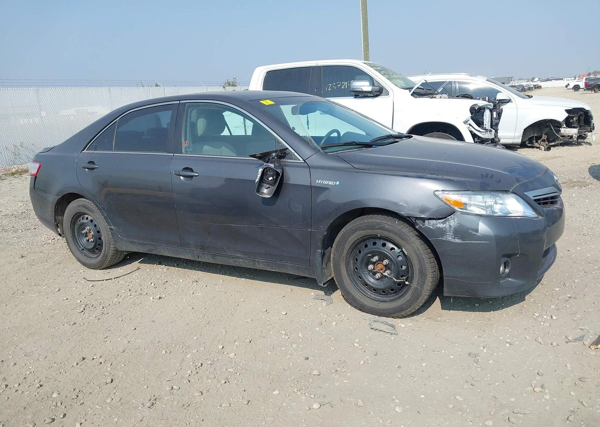 2011 TOYOTA CAMRY HYBRID