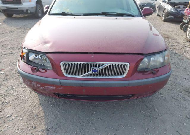 2003 VOLVO V70 2.4