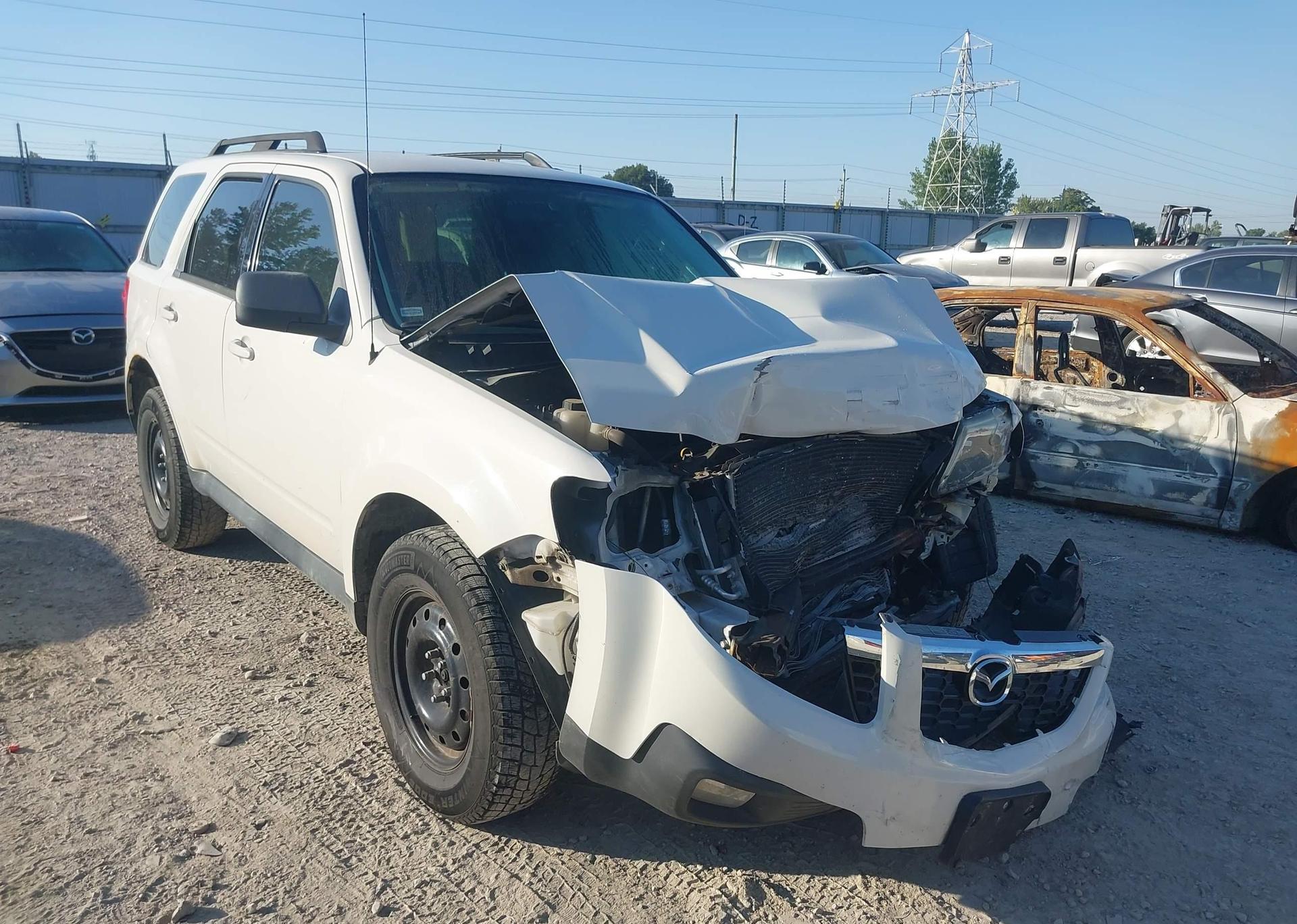 2011 MAZDA TRIBUTE I