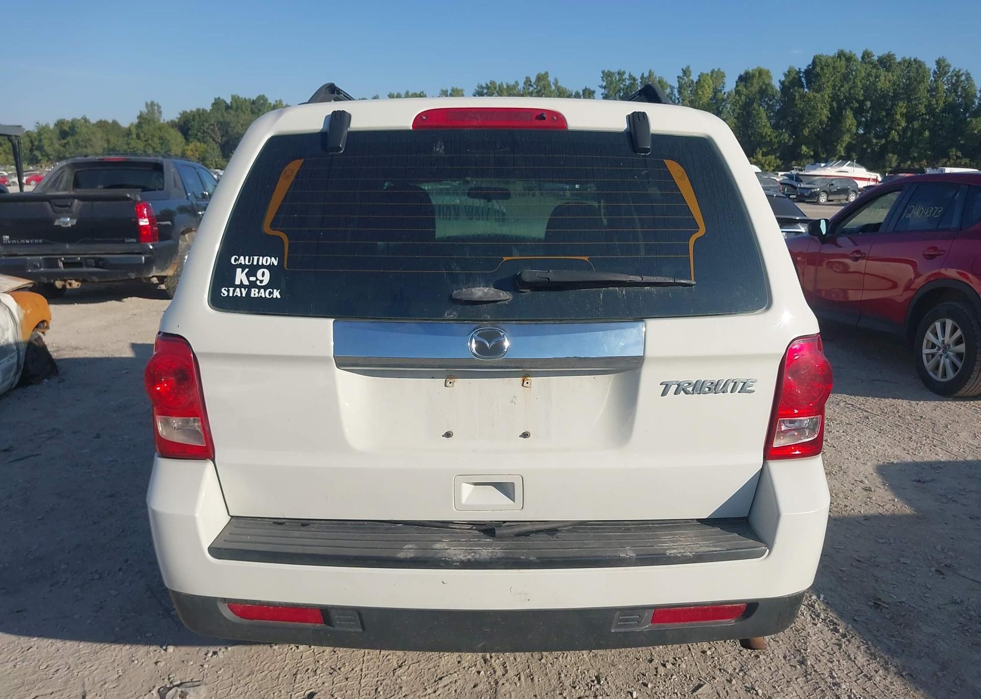 2011 MAZDA TRIBUTE I