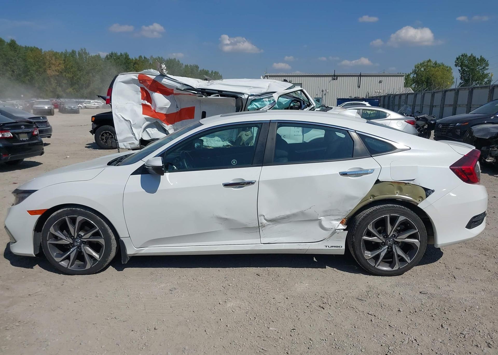 2020 HONDA Civic touring