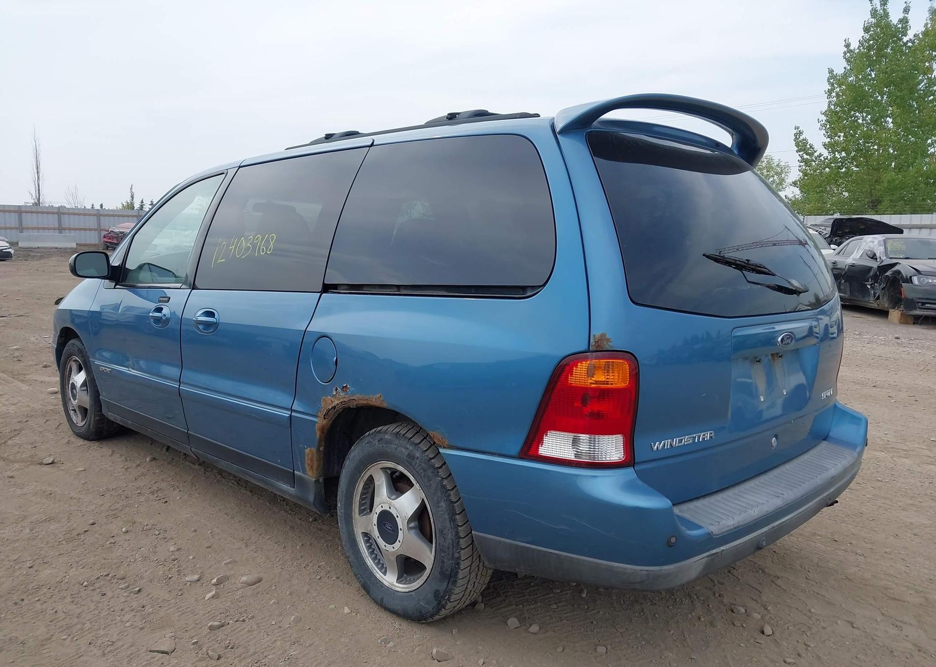 2002 FORD WINDSTAR SPORT