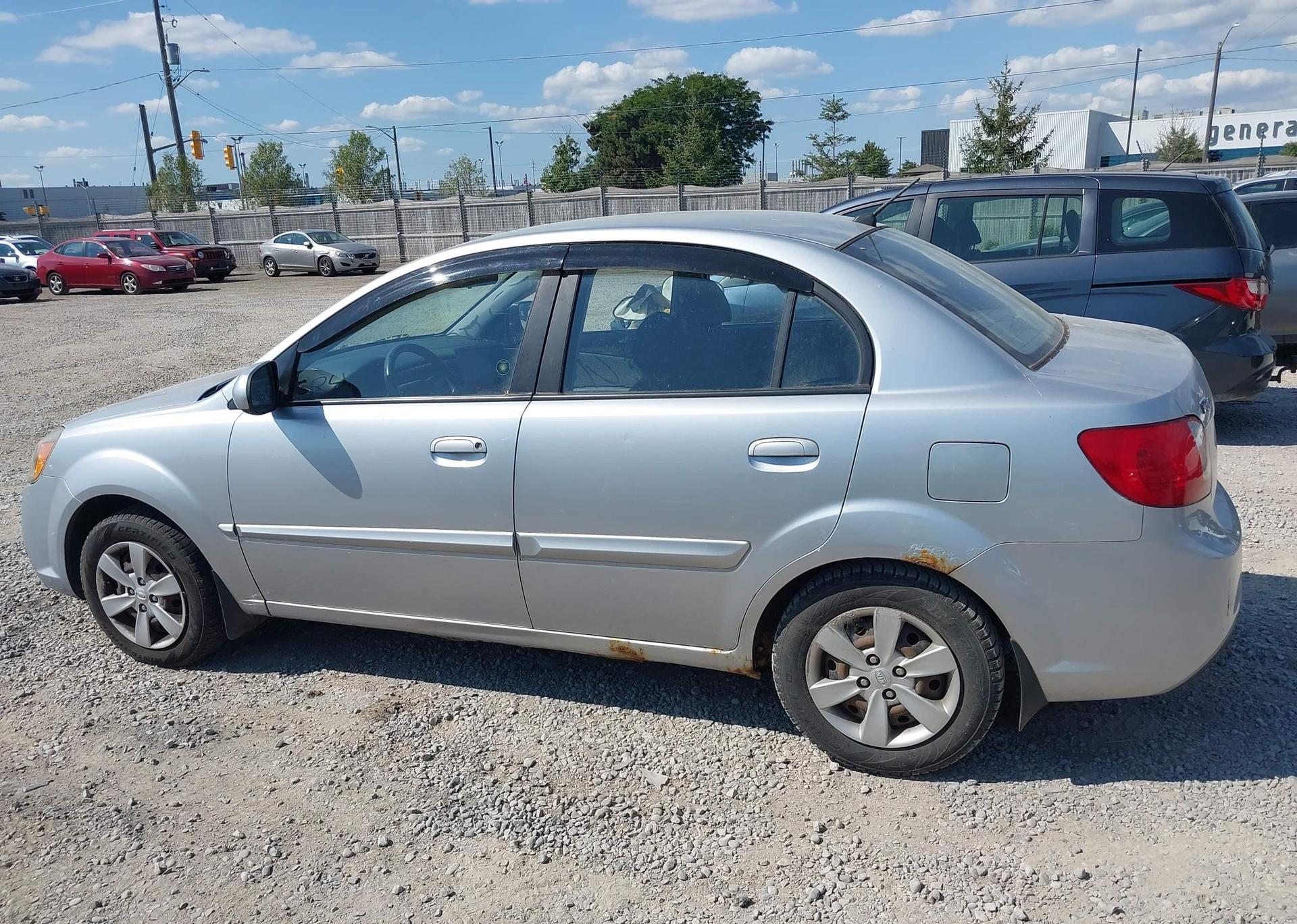 2010 KIA RIO LX