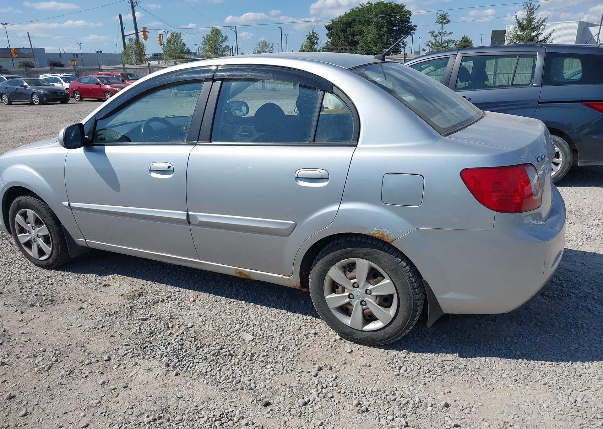 2010 KIA RIO LX