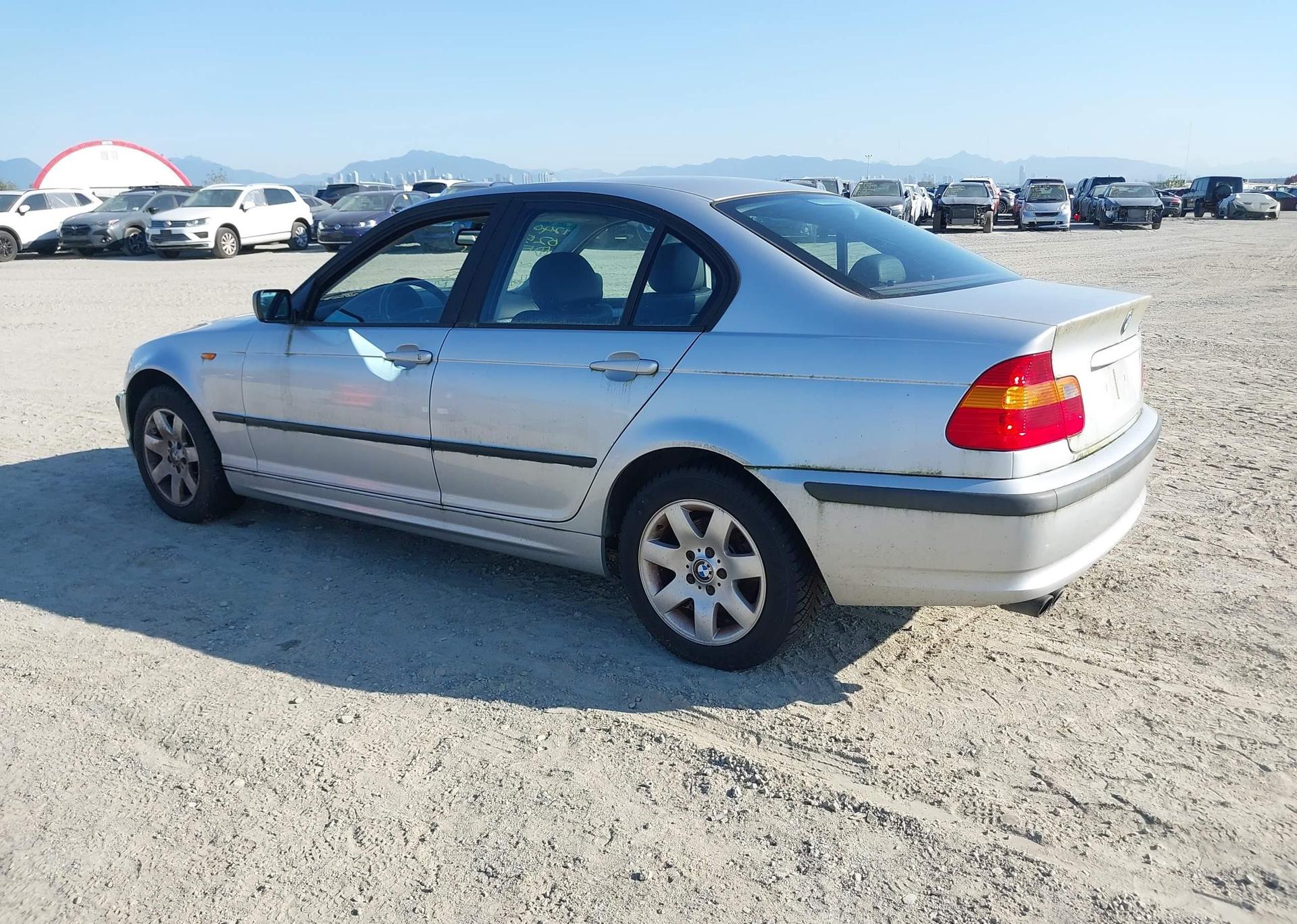 2002 BMW 325 XI