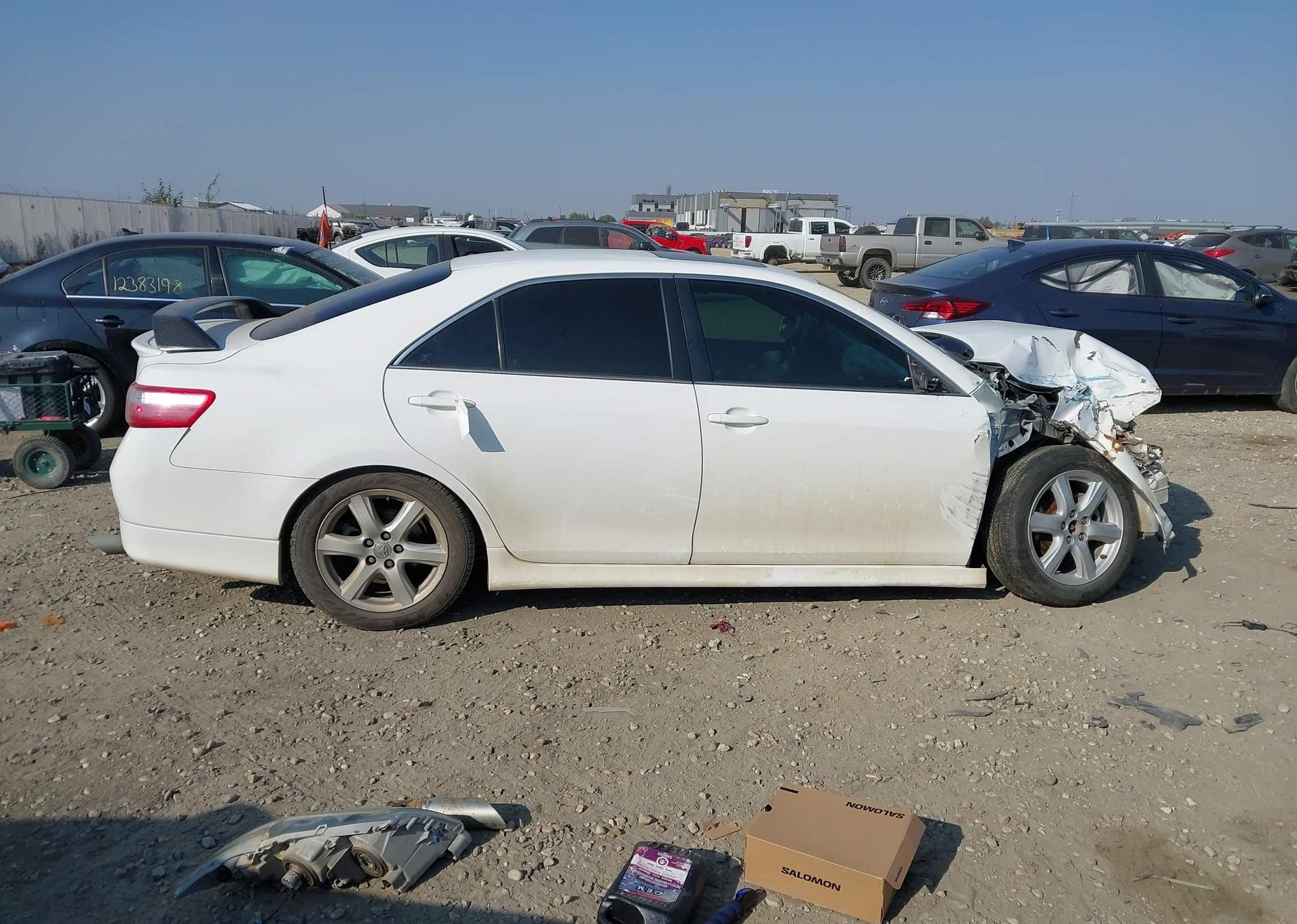 2008 TOYOTA CAMRY LE