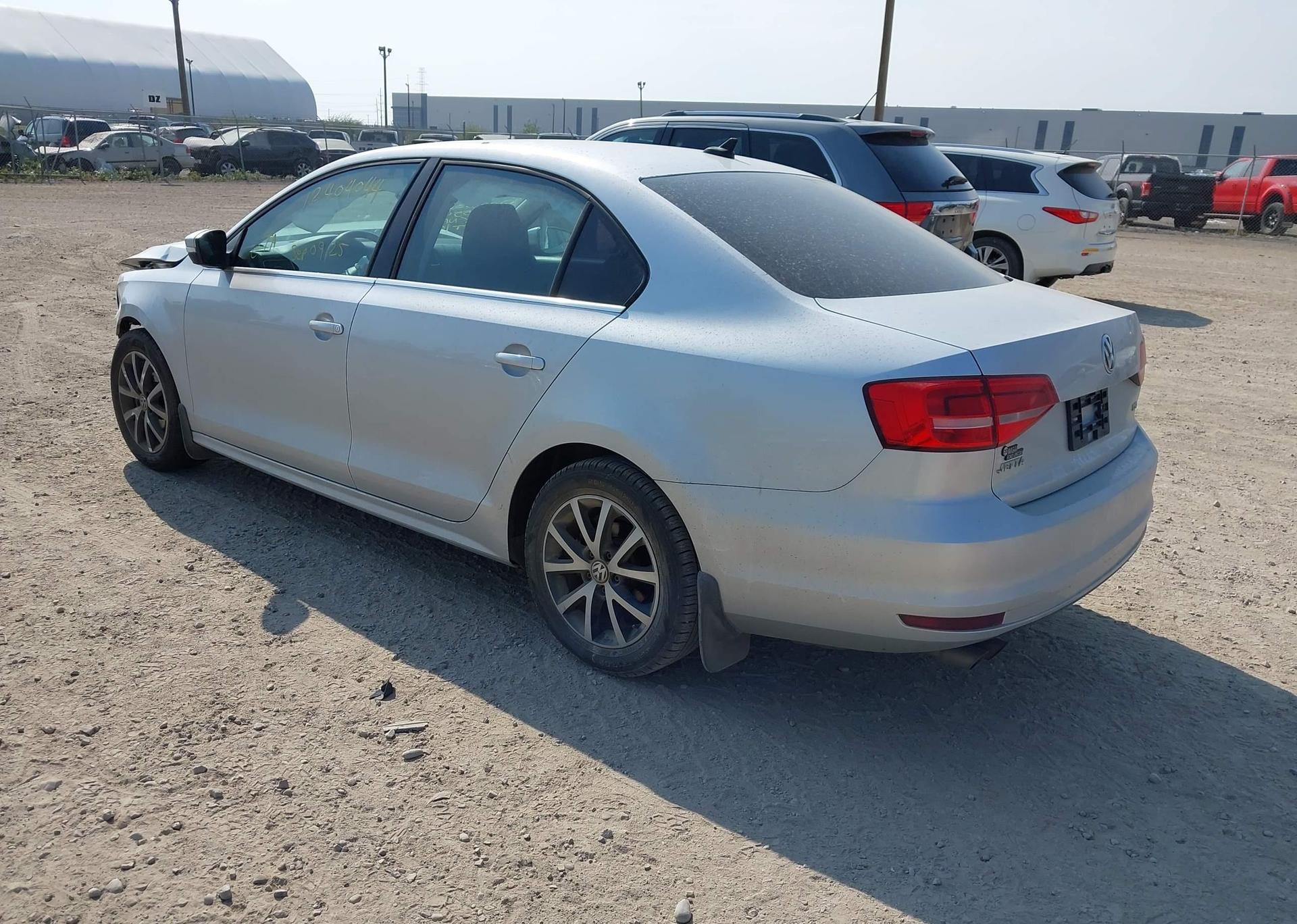 2015 VOLKSWAGEN JETTA SE