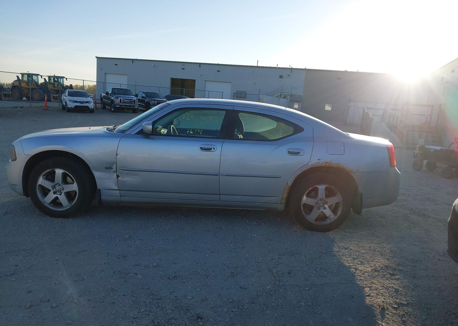 2010 DODGE CHARGER SXT