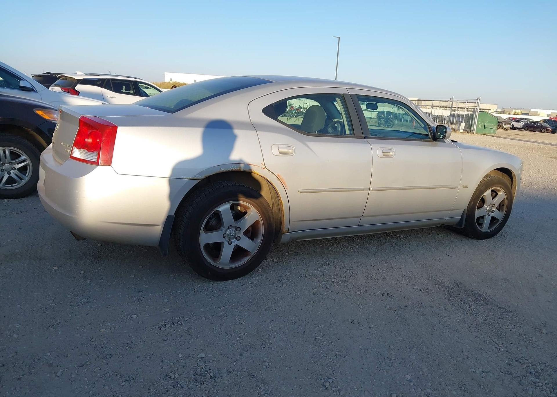 2010 DODGE CHARGER SXT