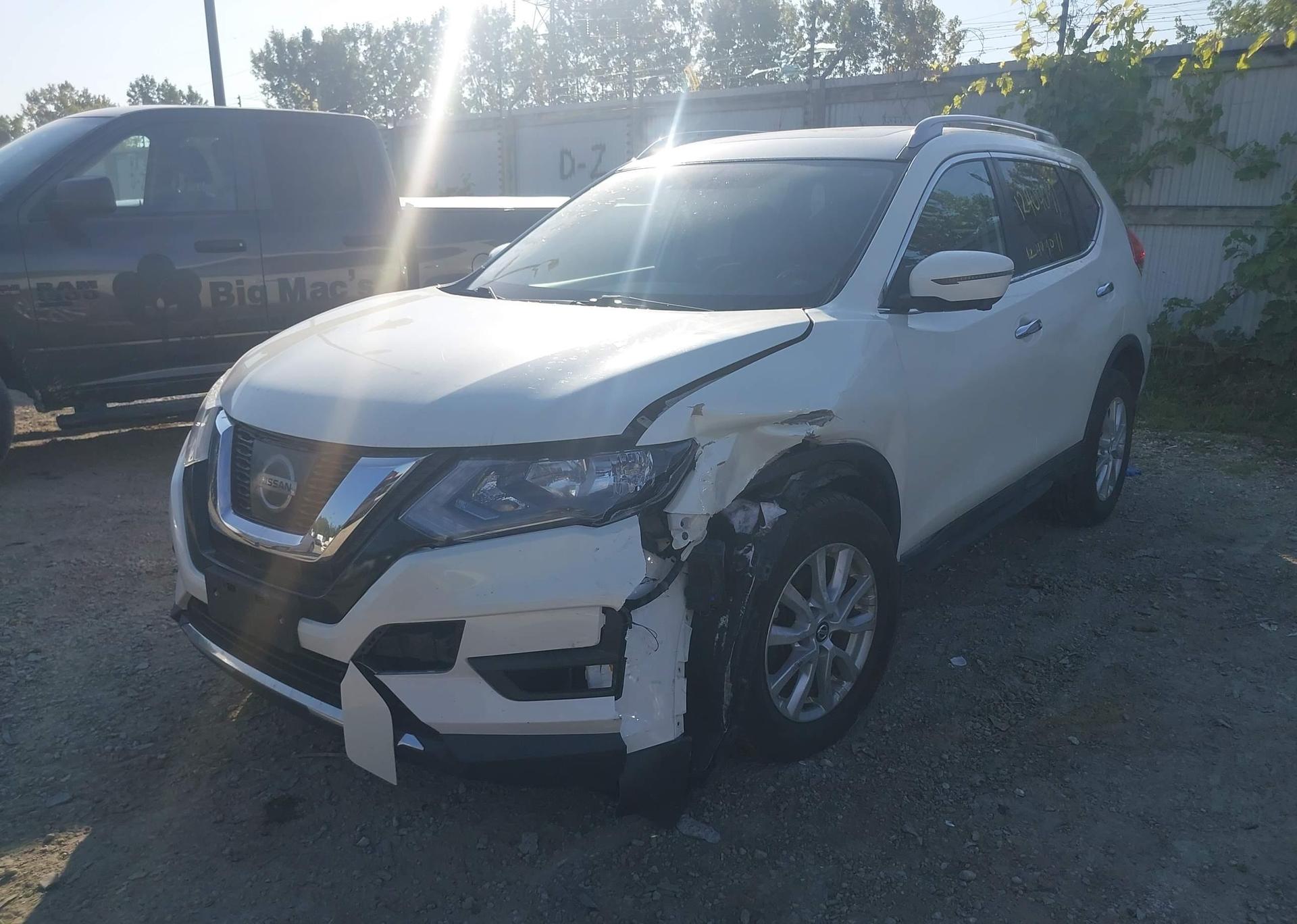 2017 NISSAN ROGUE S