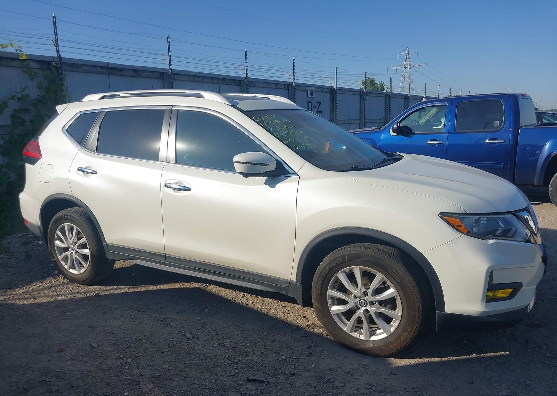 2017 NISSAN ROGUE S