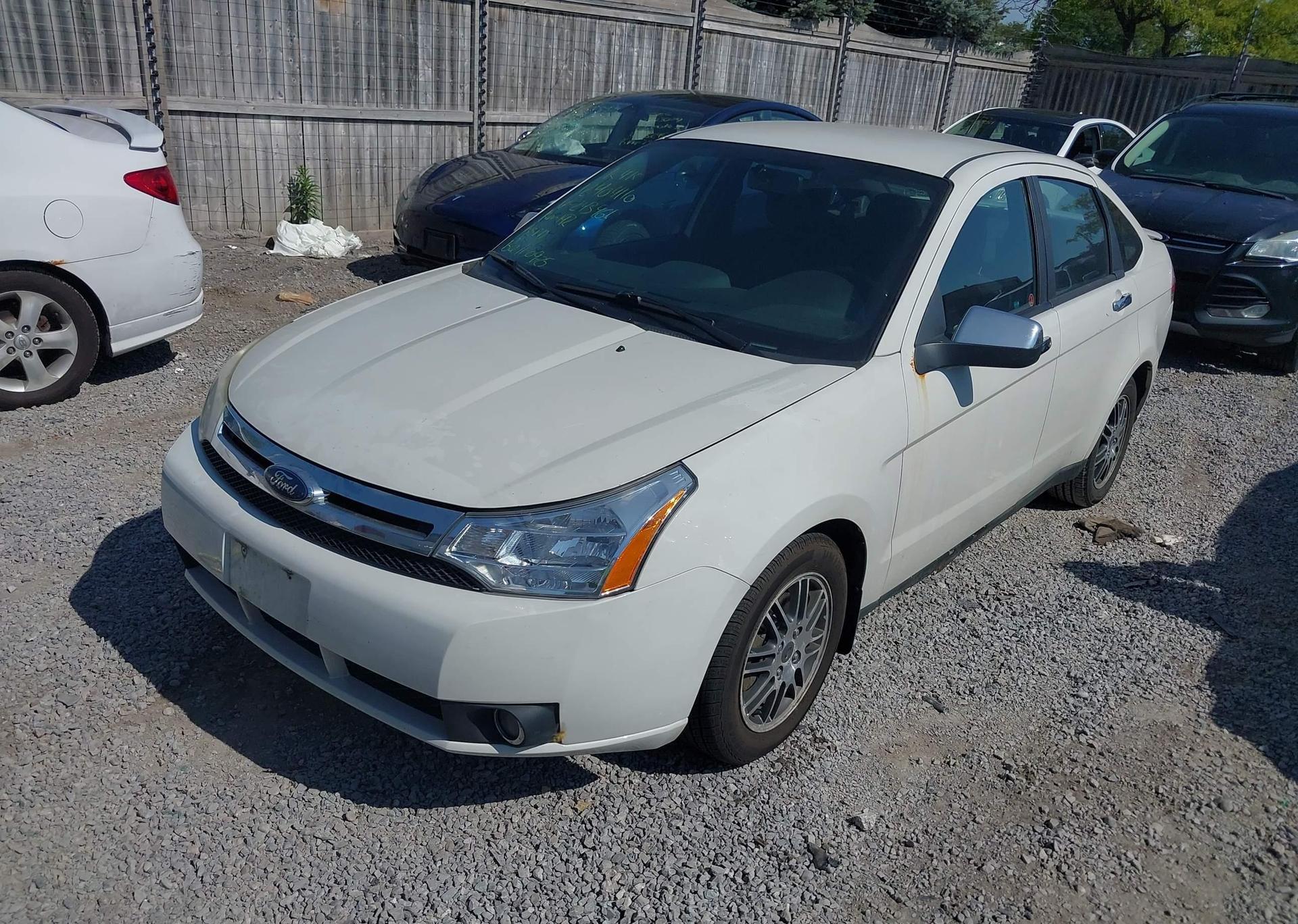 2010 FORD FOCUS SE