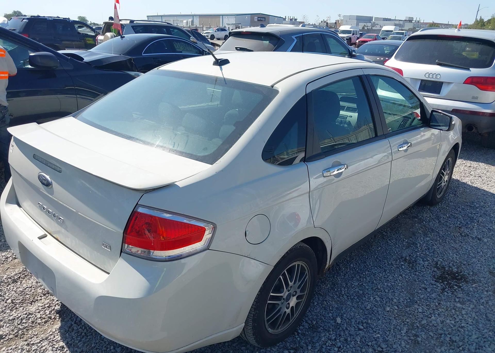 2010 FORD FOCUS SE