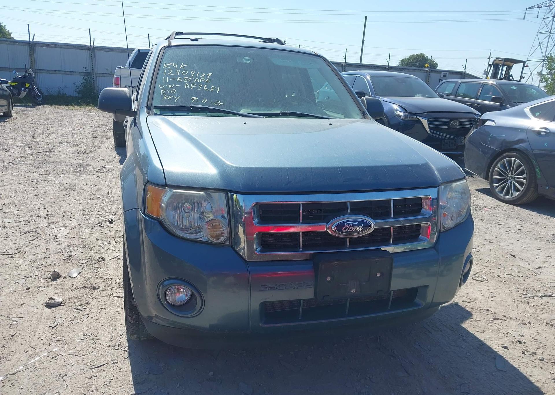 2011 FORD ESCAPE XLT