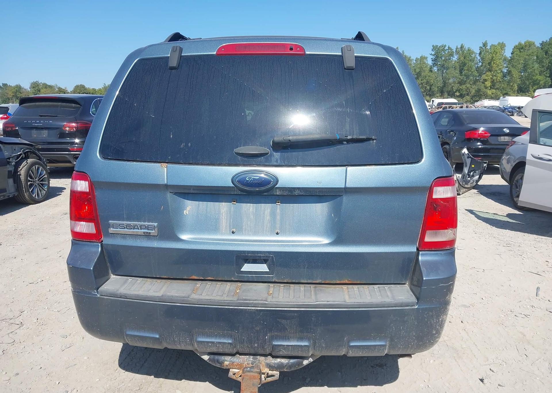 2011 FORD ESCAPE XLT