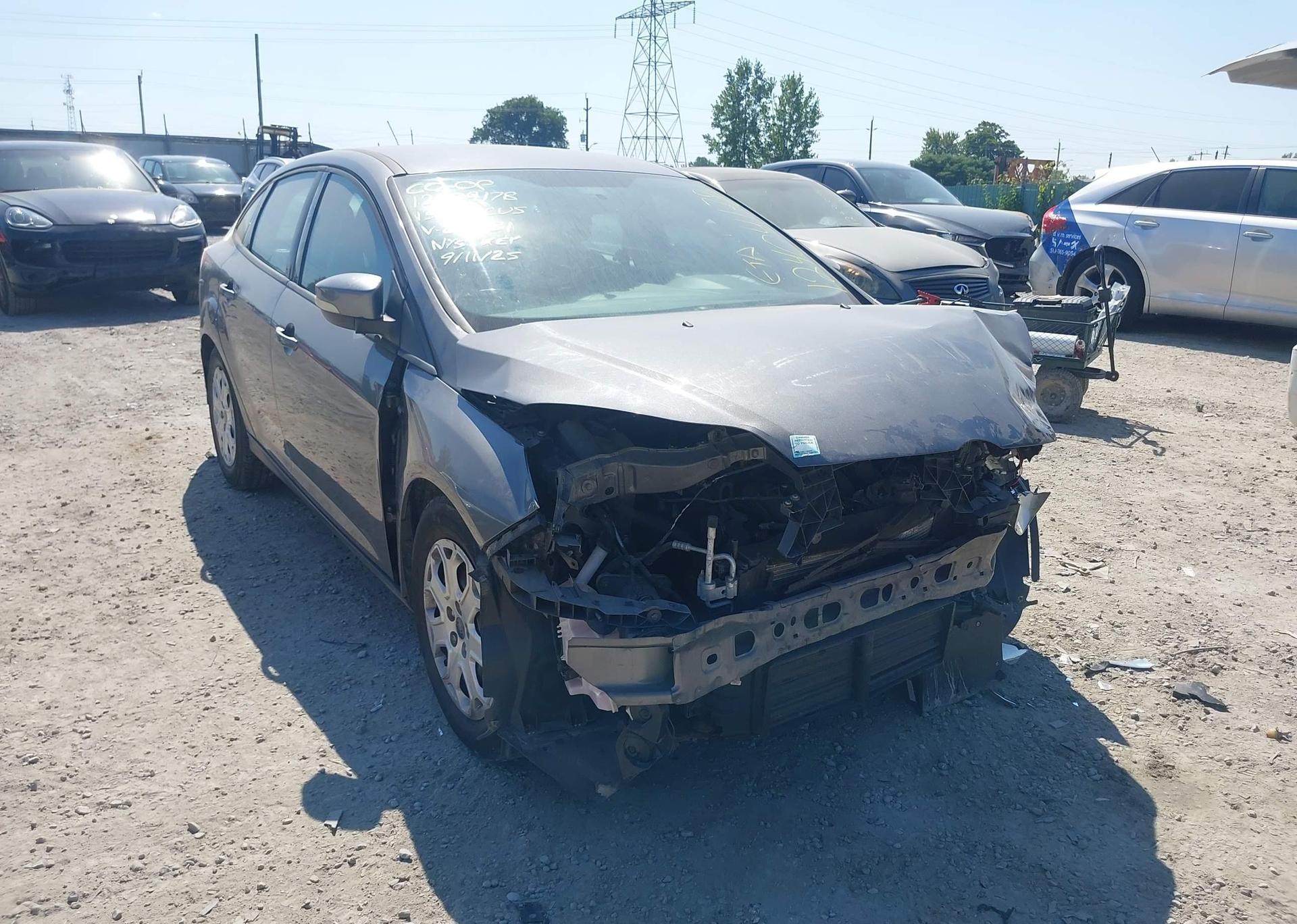 2013 FORD FOCUS SE