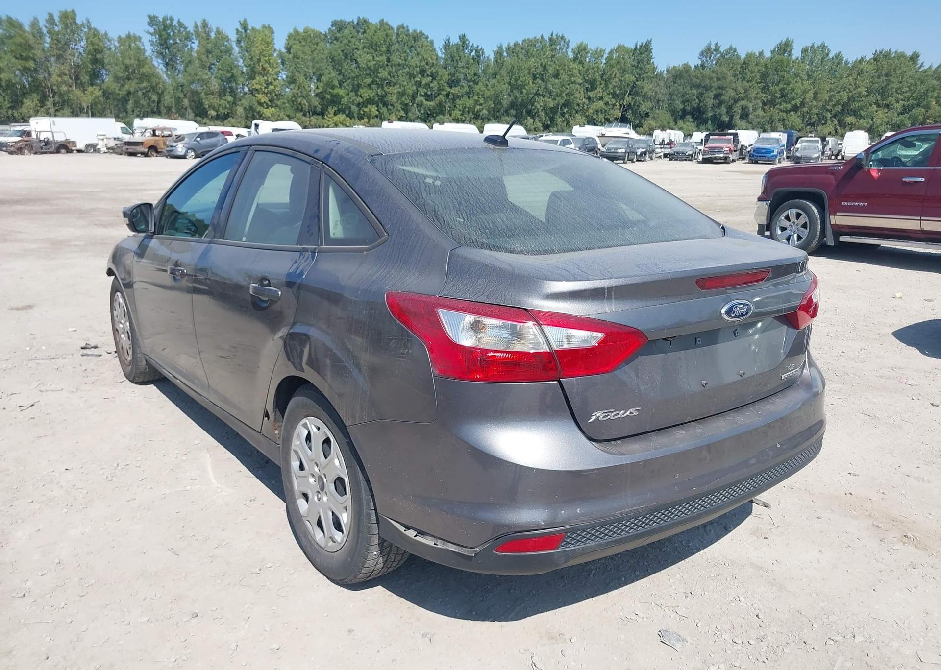 2013 FORD FOCUS SE