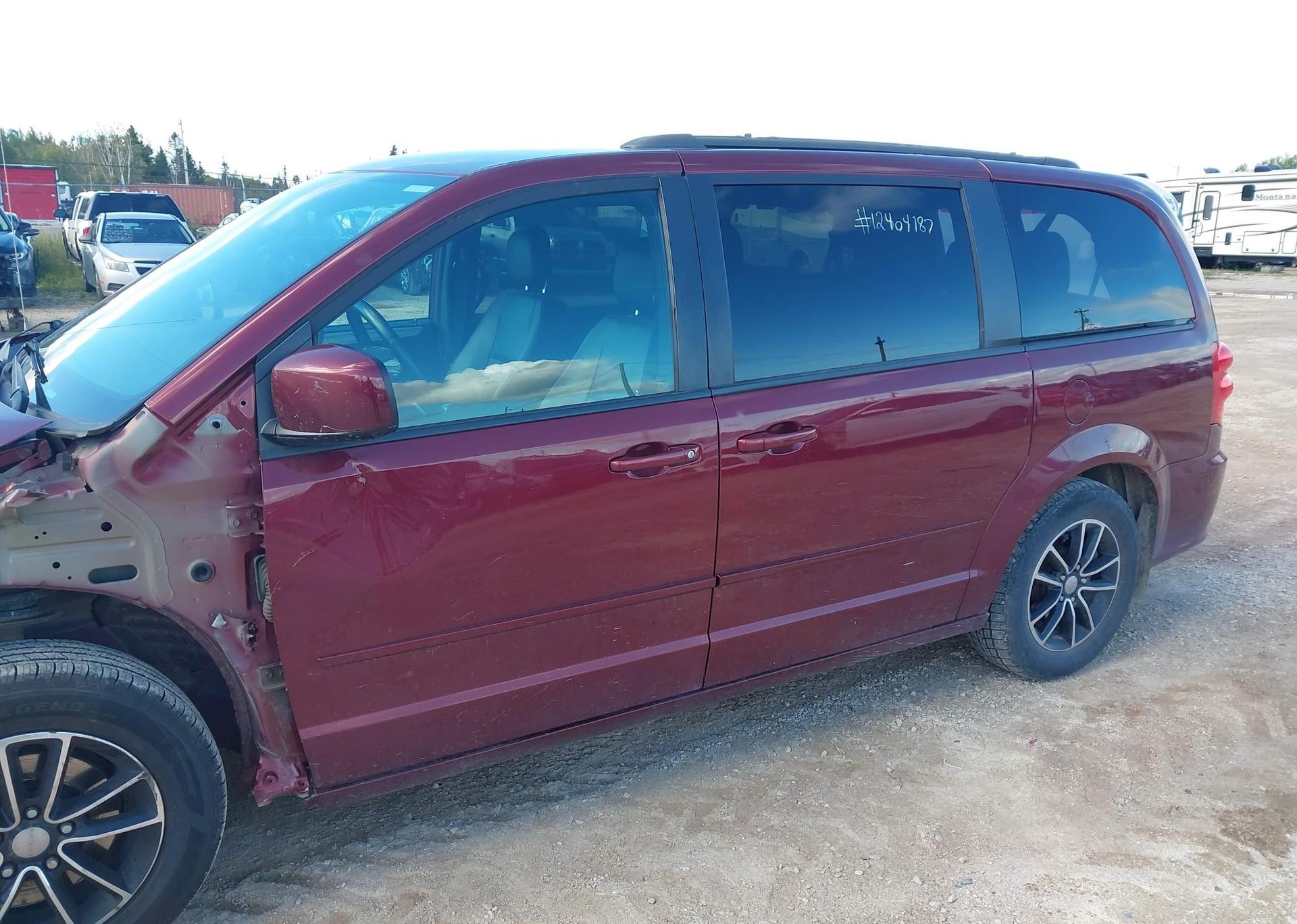 2017 DODGE GRAND CARAVAN GT