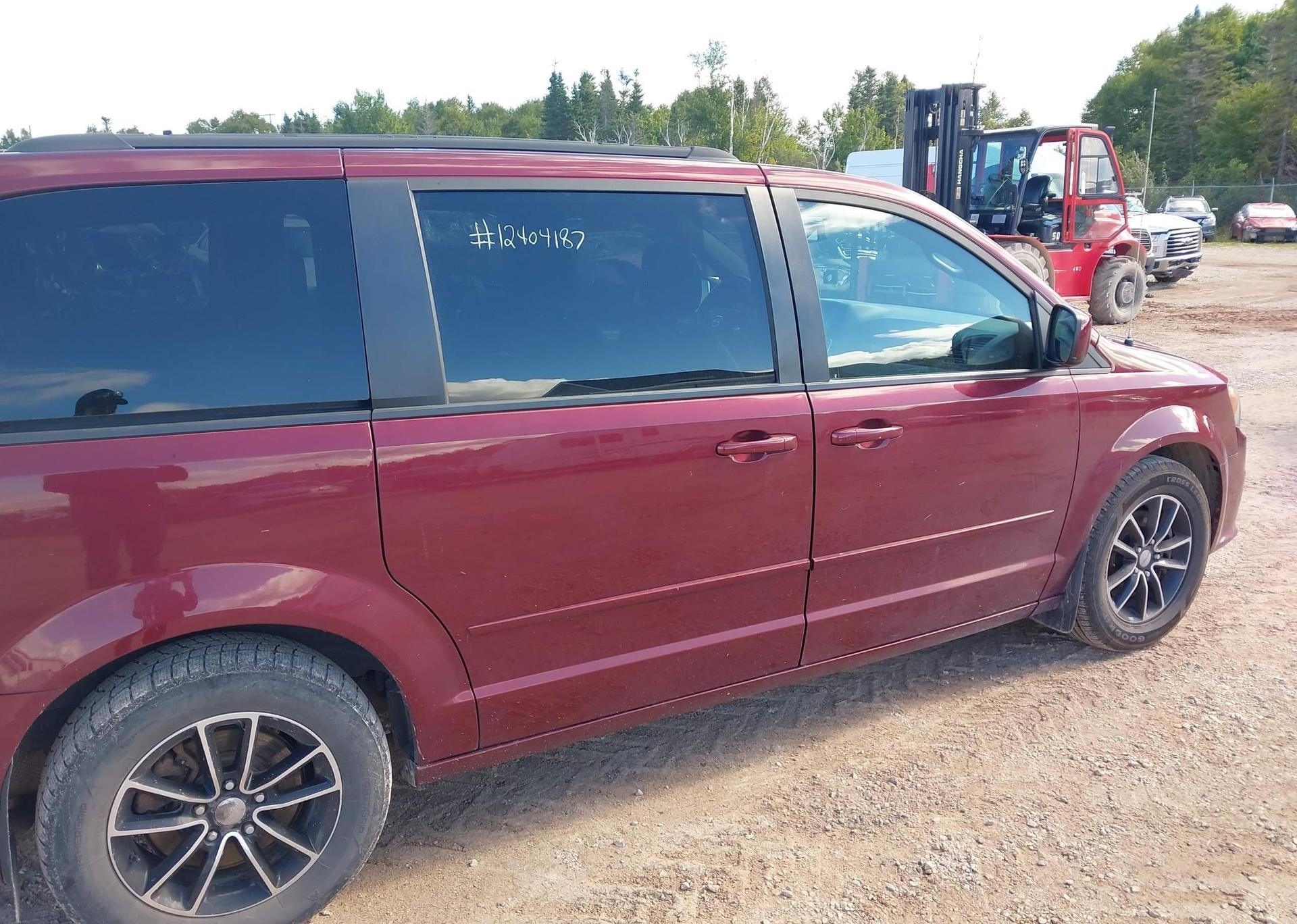 2017 DODGE GRAND CARAVAN GT