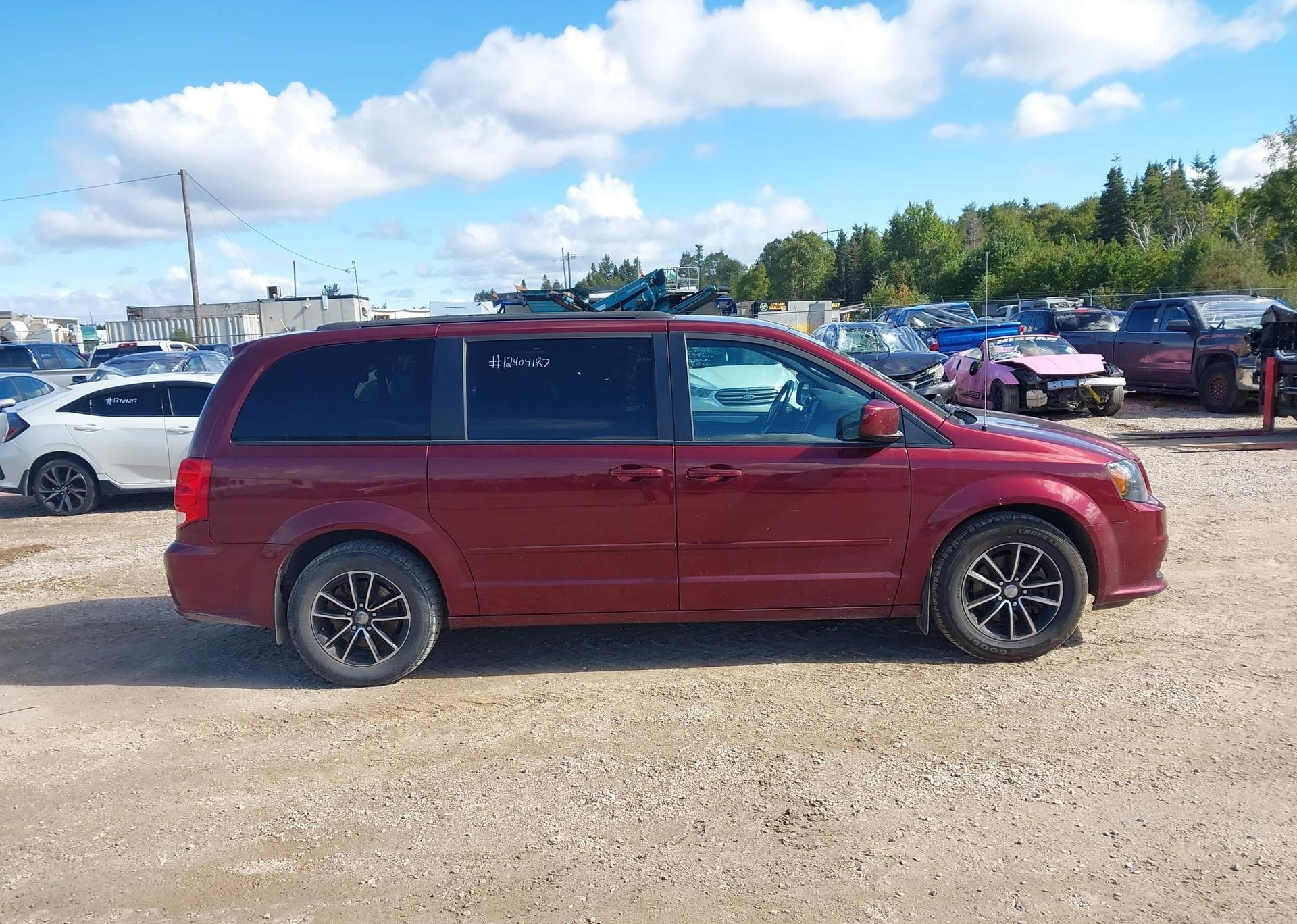 2017 DODGE GRAND CARAVAN GT
