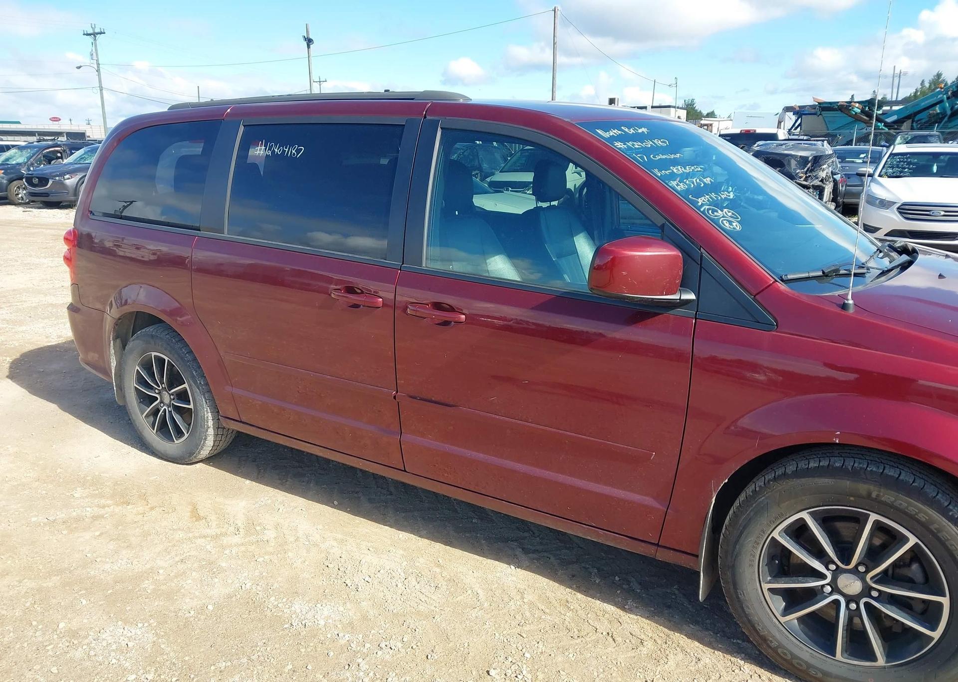 2017 DODGE GRAND CARAVAN GT