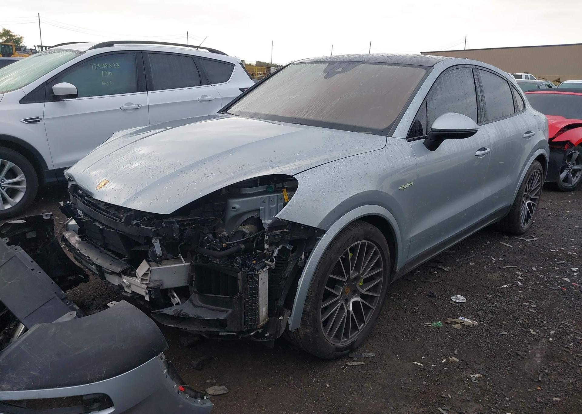 2020 PORSCHE CAYENNE E-HYBRID COUPE