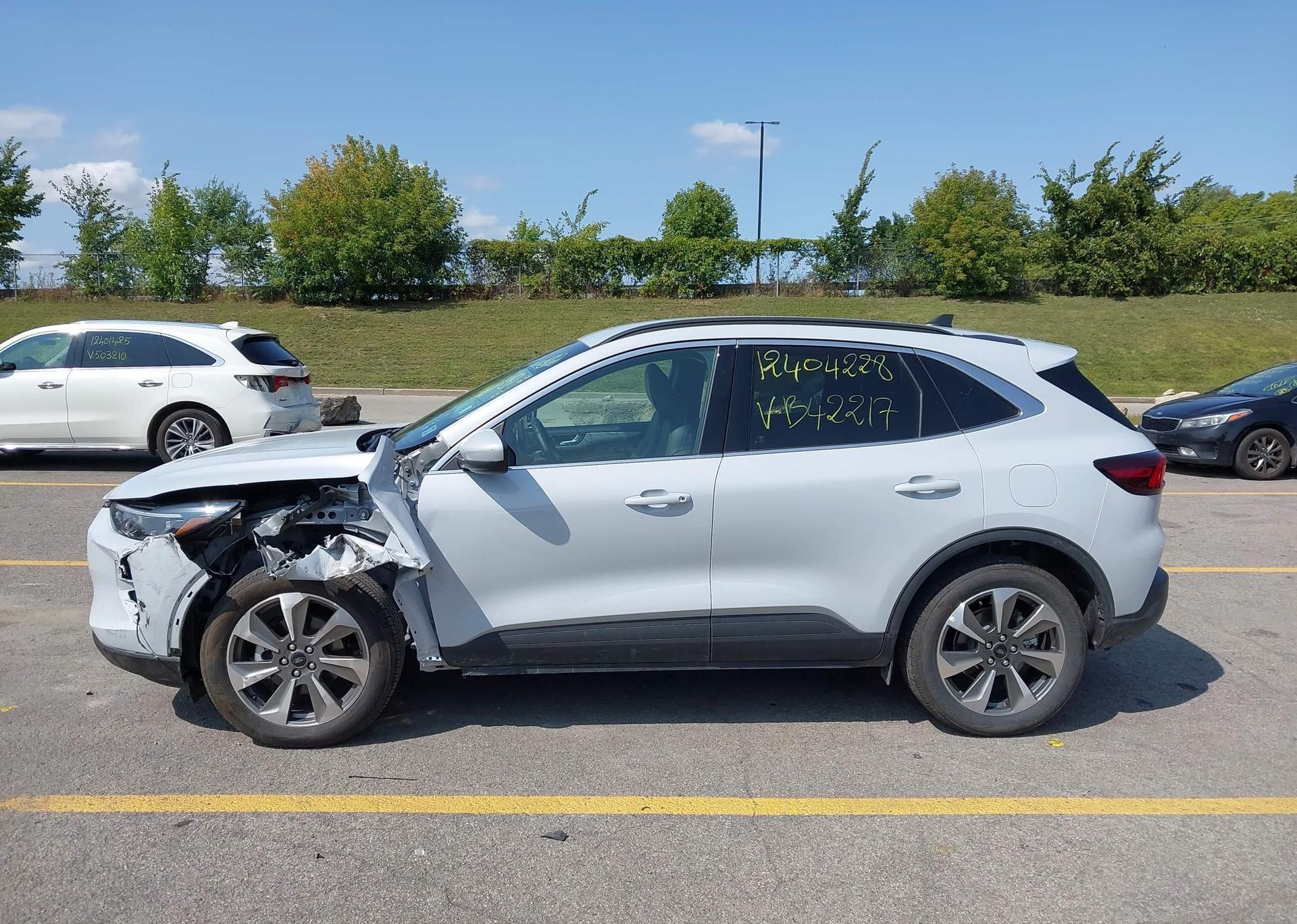 2025 FORD ESCAPE PLATINUM