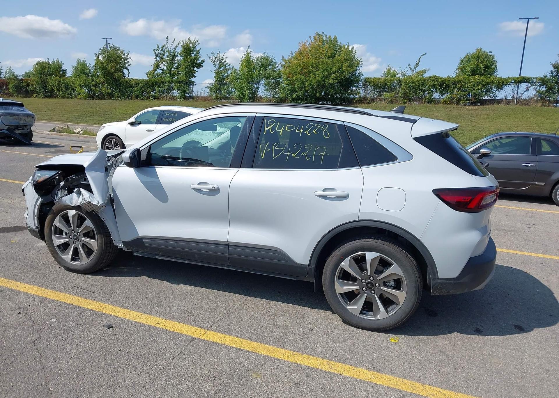 2025 FORD ESCAPE PLATINUM