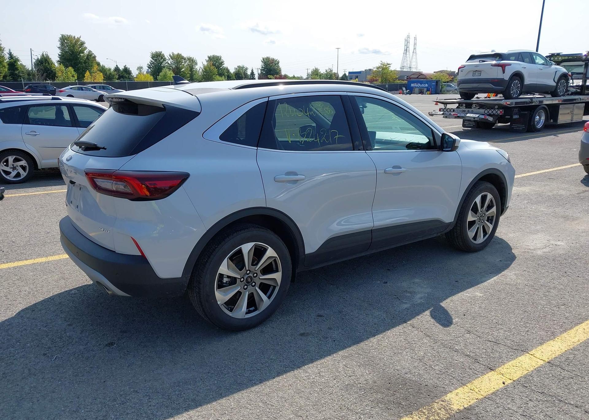 2025 FORD ESCAPE PLATINUM