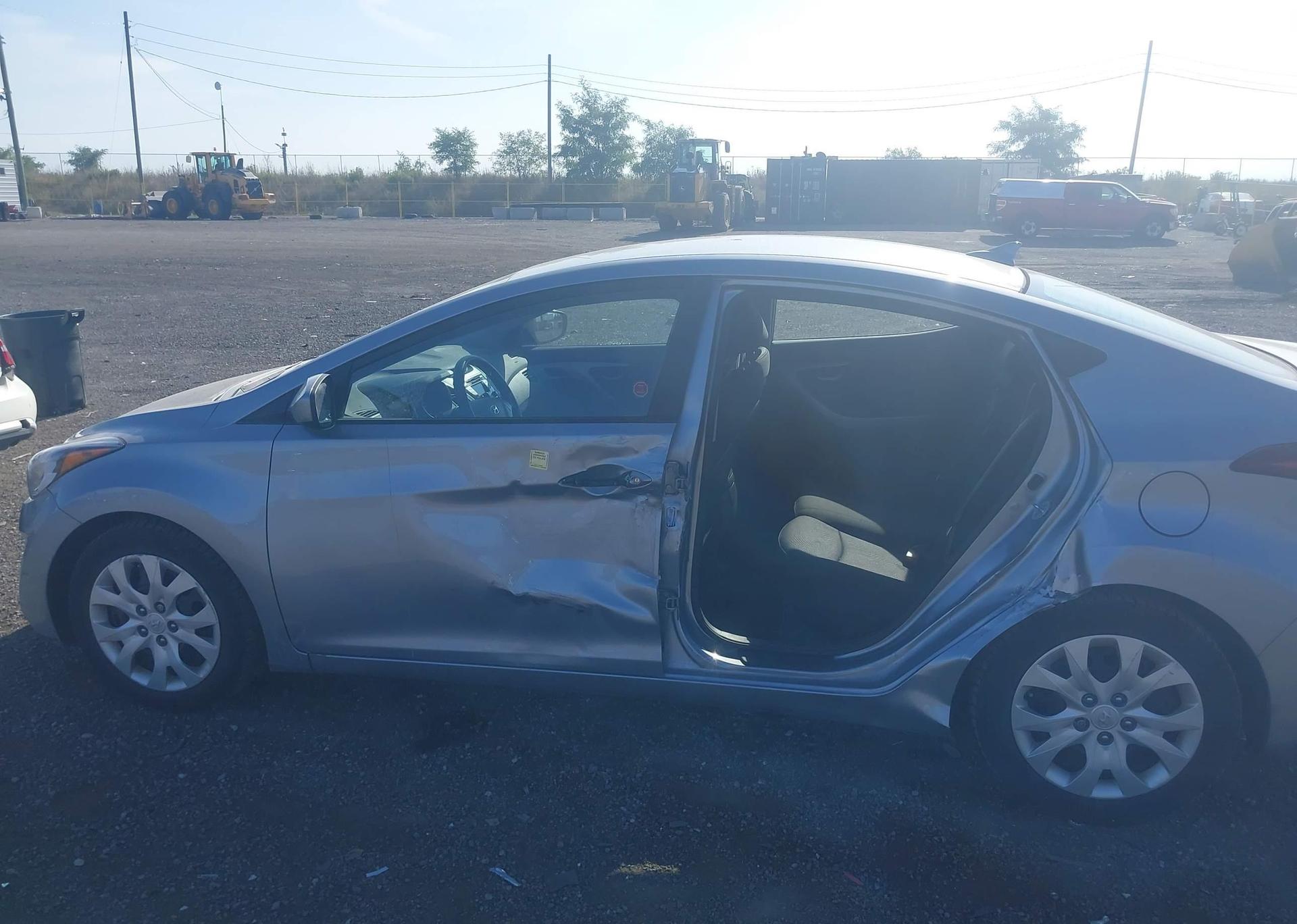 2015 HYUNDAI ELANTRA GL