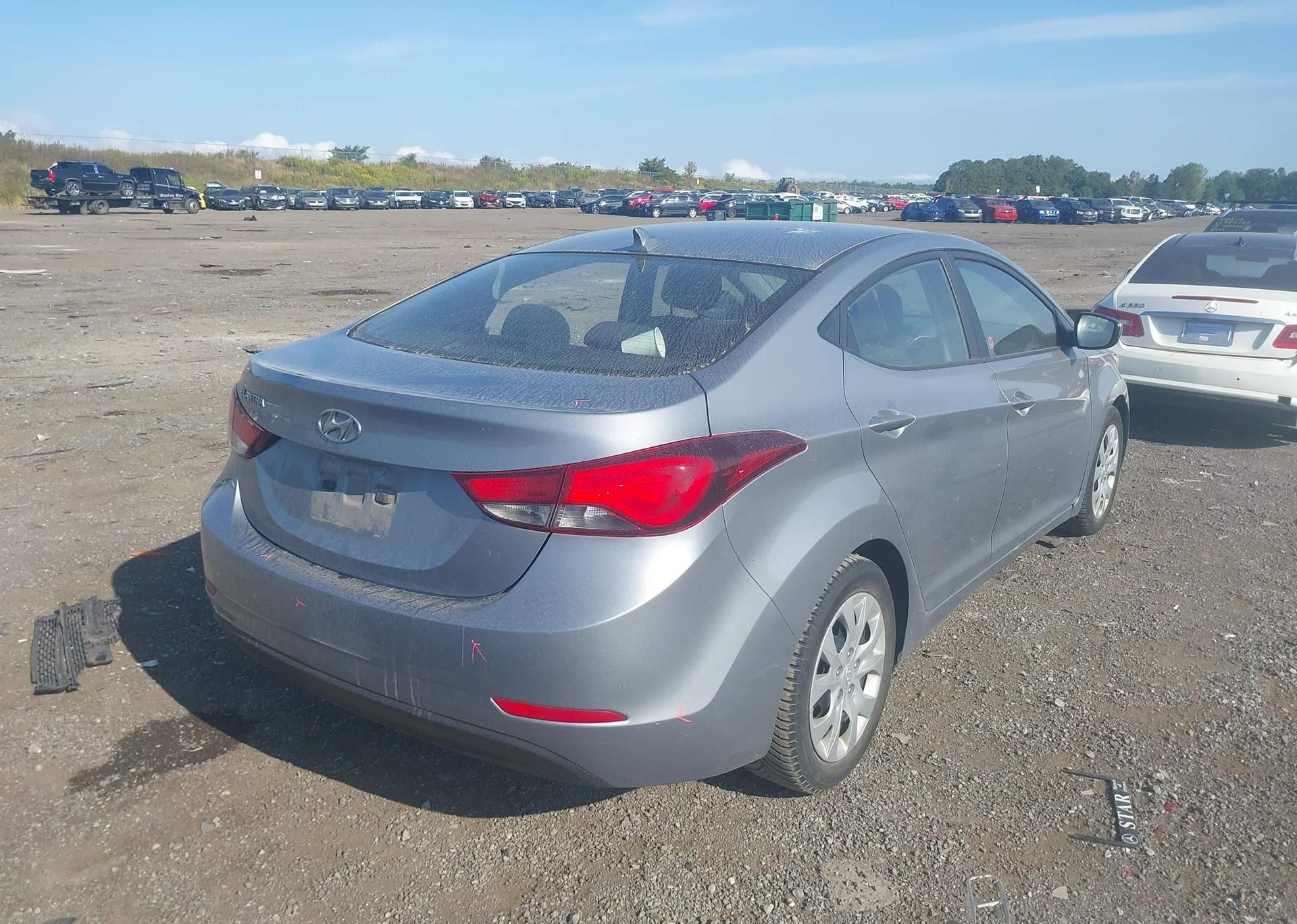 2015 HYUNDAI ELANTRA GL