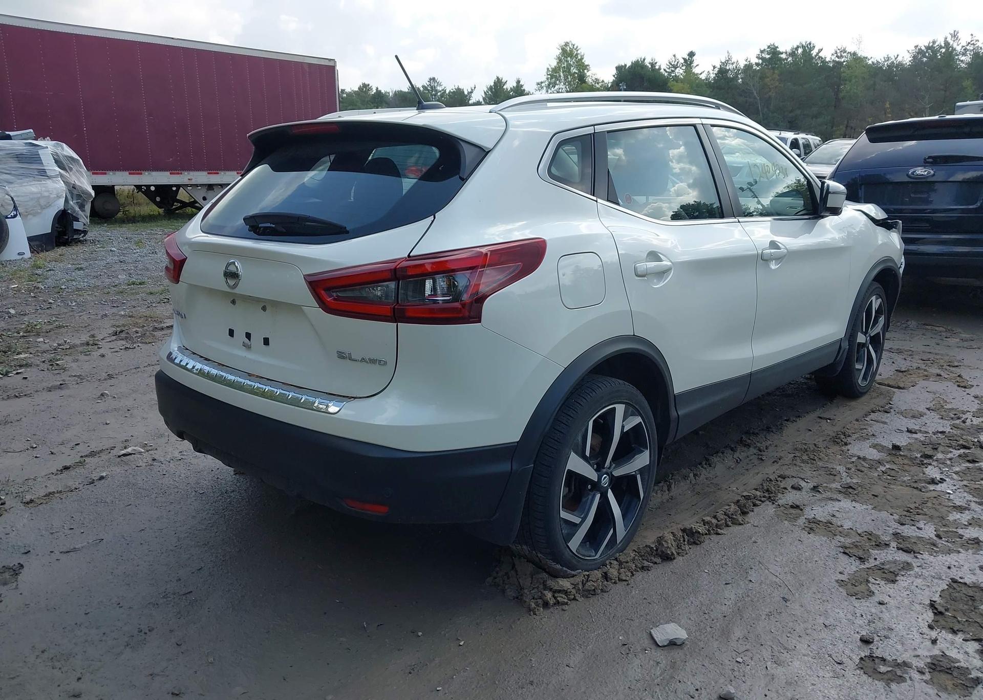 2022 NISSAN QASHQAI SL