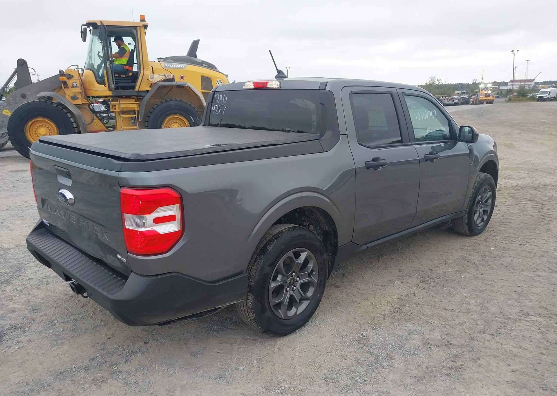 2024 FORD MAVERICK XLT