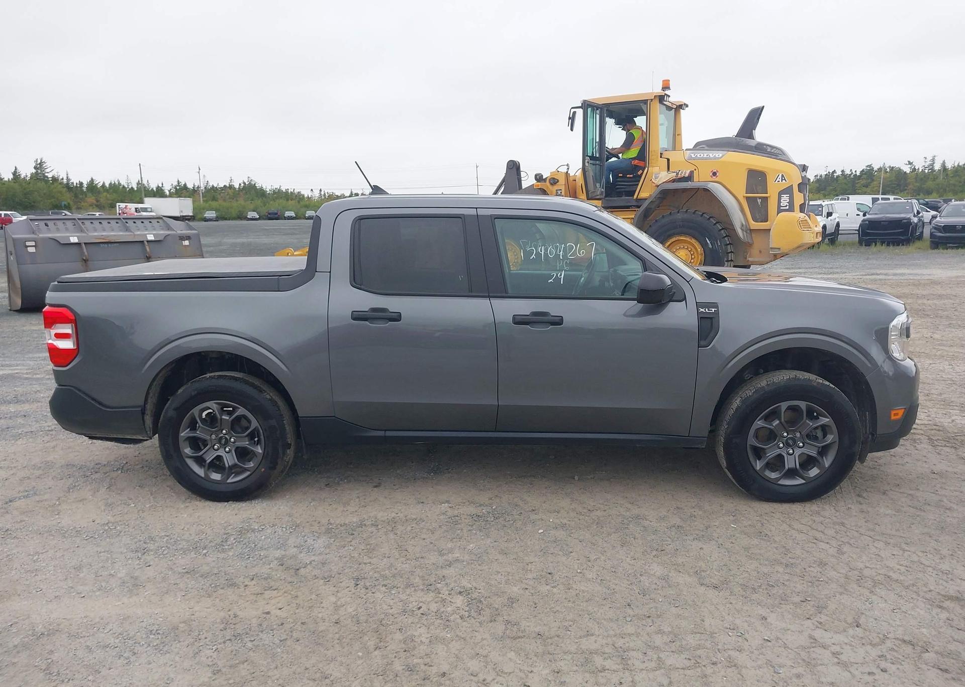 2024 FORD MAVERICK XLT