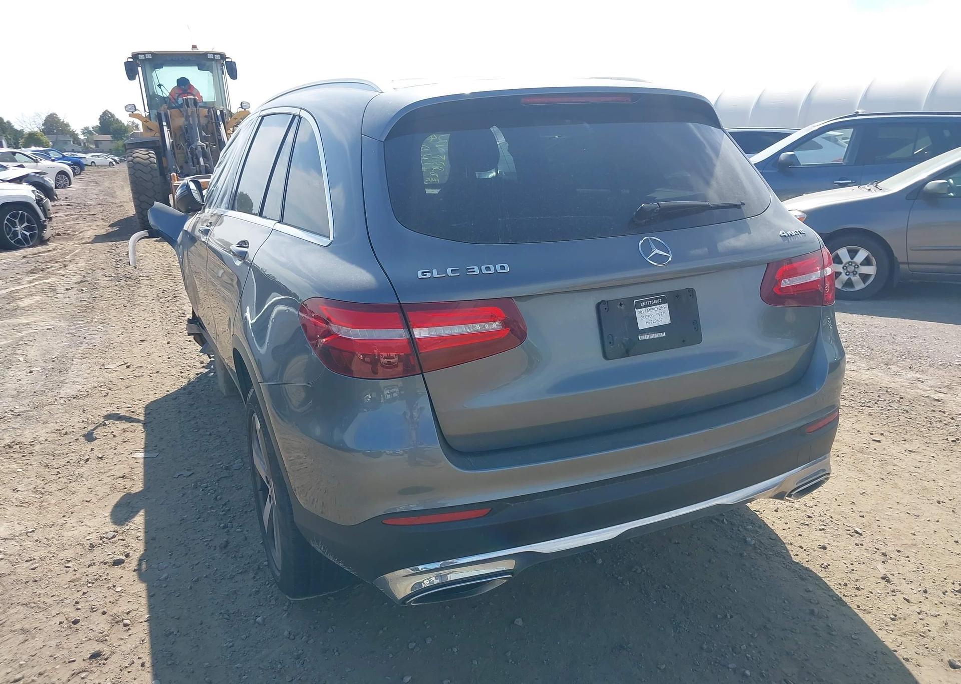 2017 MERCEDES-BENZ GLC 300 4MATIC