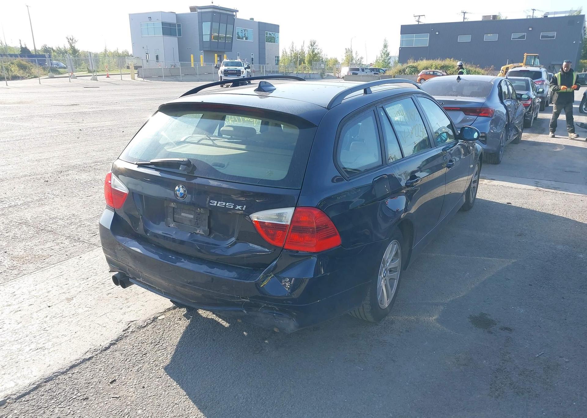 2006 BMW 325 XIT